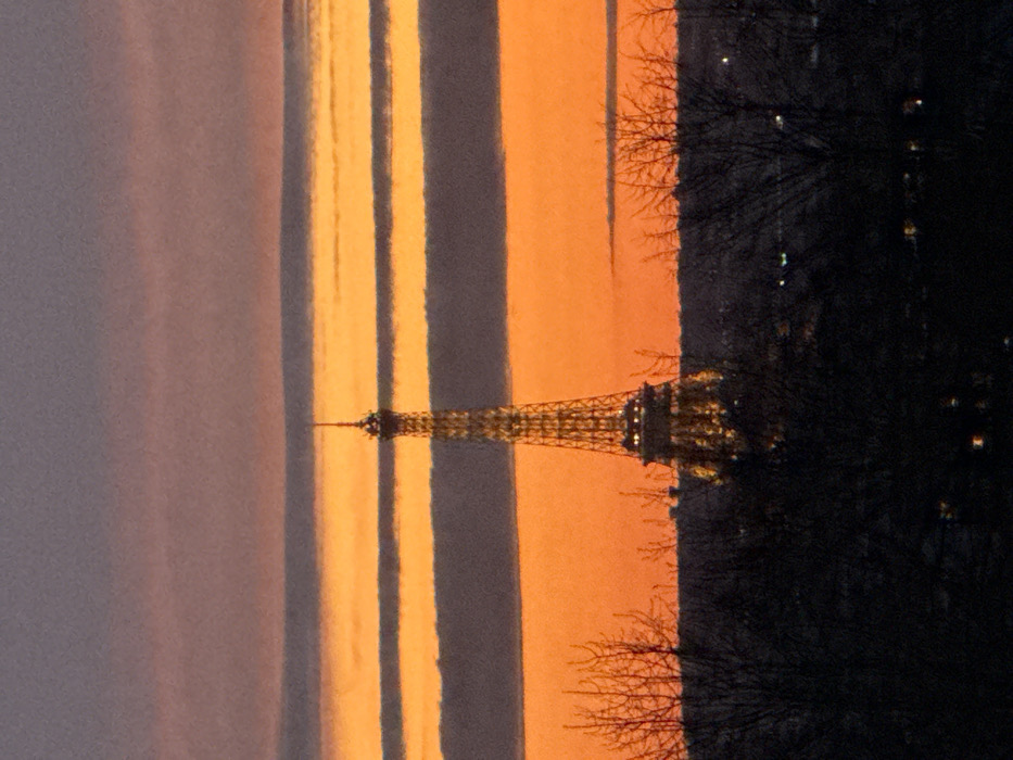 Paris sunset draws witnesses across city neighborhoods