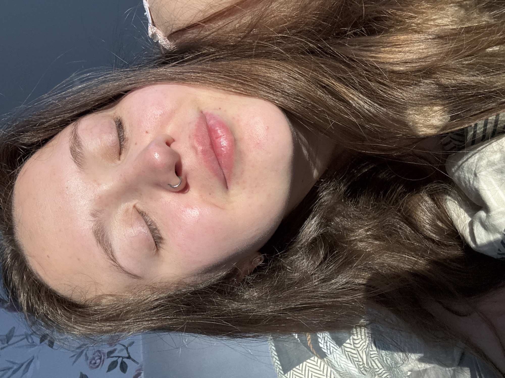 Person photographed resting at home in Izhevsk early morning