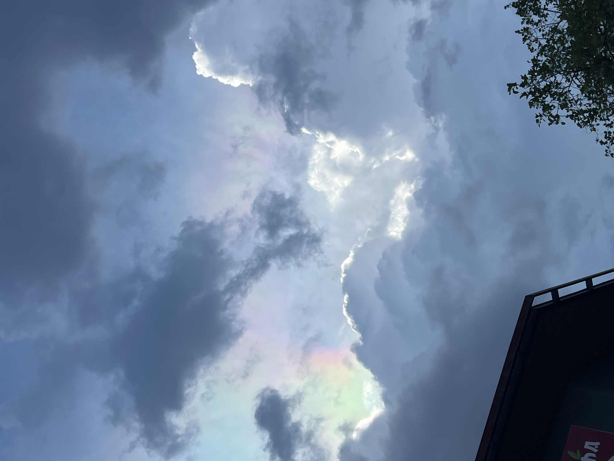 Rainbow clouds and electric charging observed in Thai village