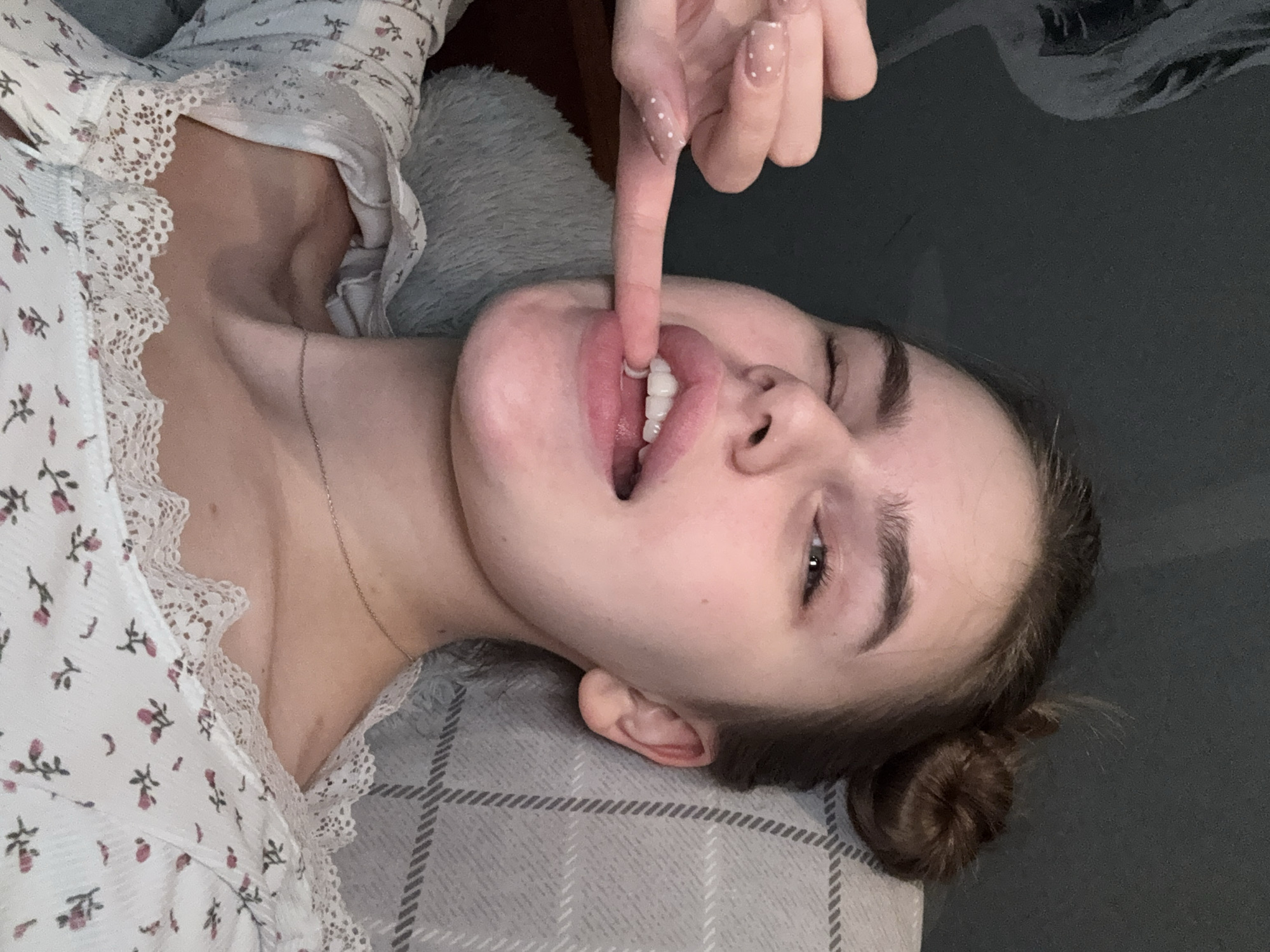 Relaxed evening selfies and snacks in Dnipro