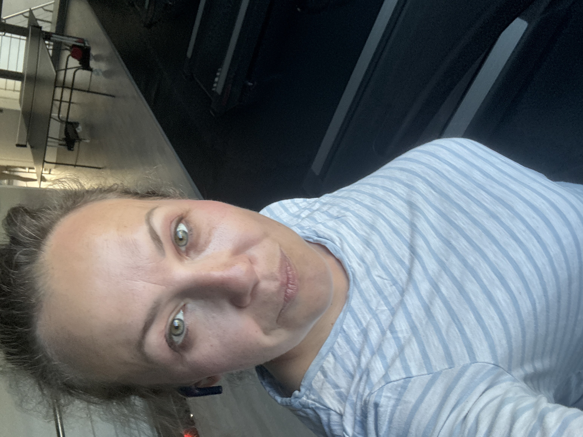 Treadmill session at a Riga gym, mid-workout selfie included.
