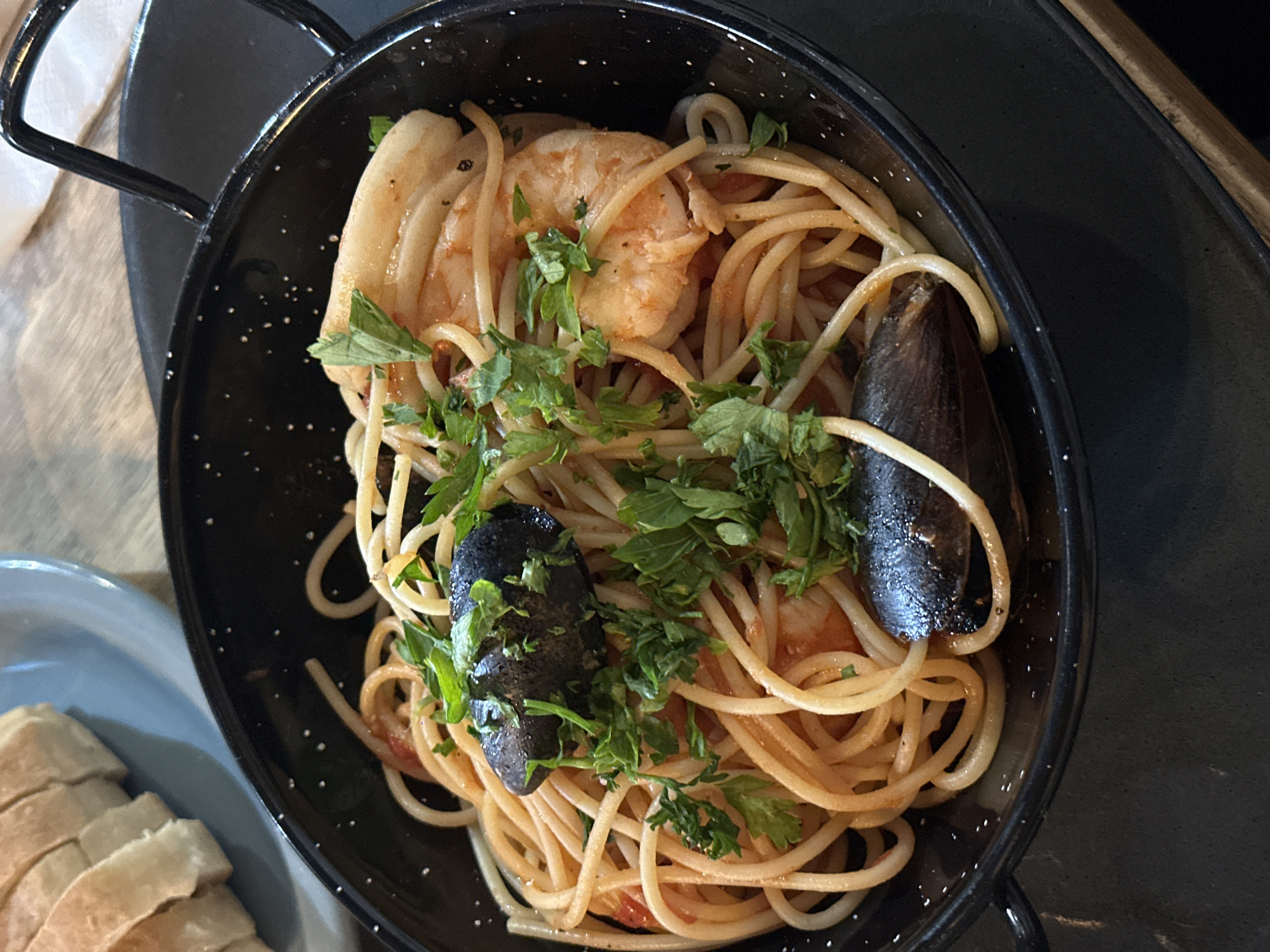 Diner captures multi-course meal at Tlaxcala City restaurant