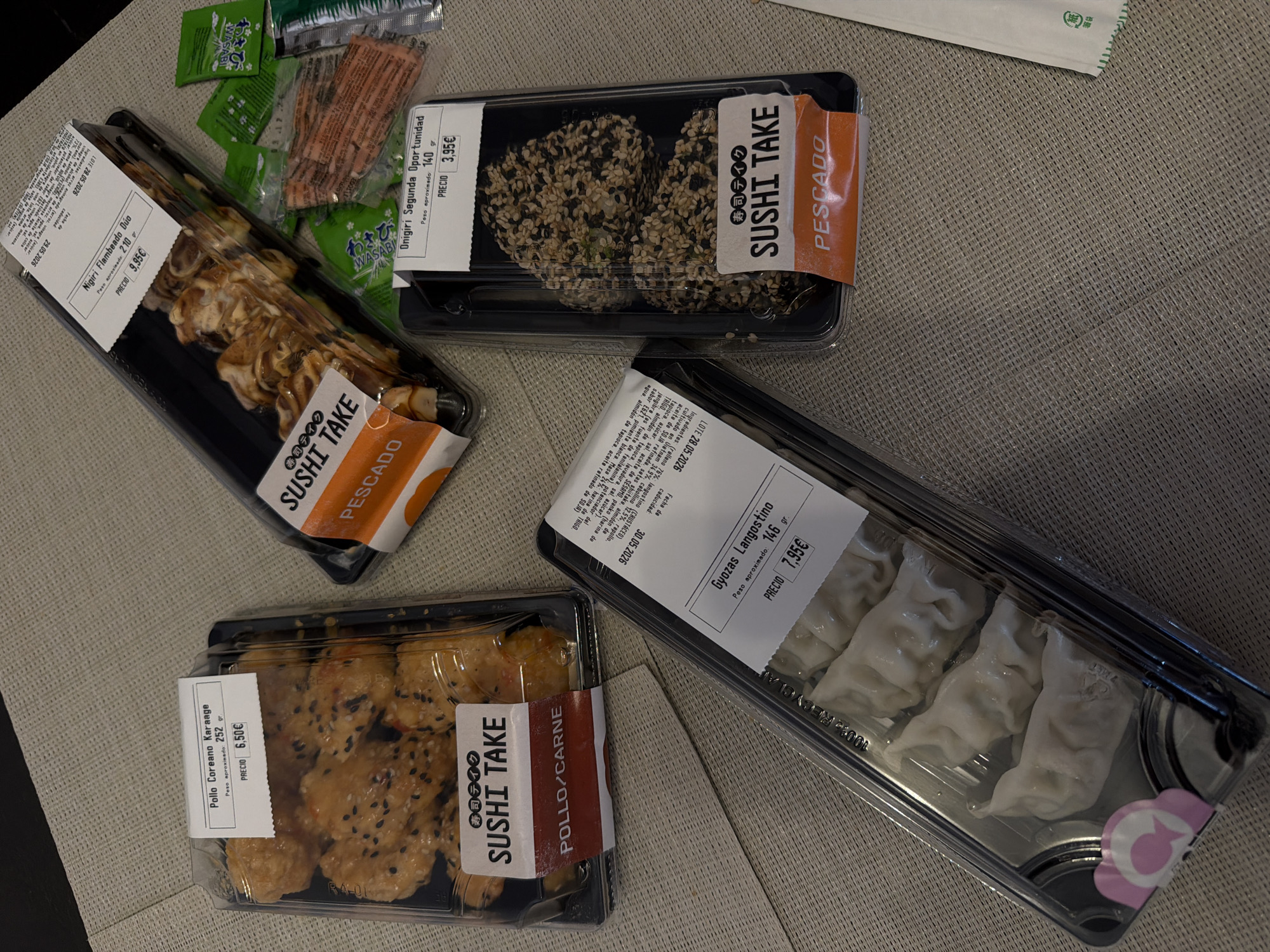 Takeout sushi meal documented in Valencia, Spain