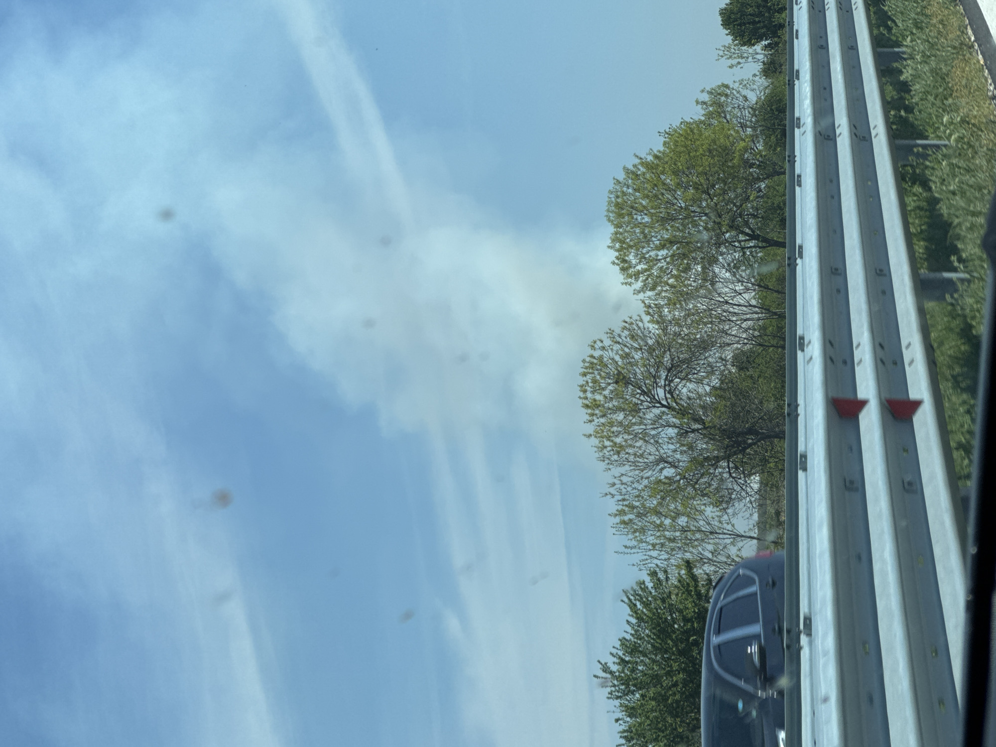 Clear skies captured during vehicle travel near Malo Konare