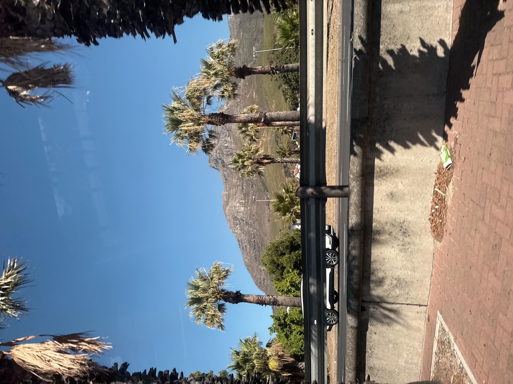 Table Mountain view captured from Cape Town street scene