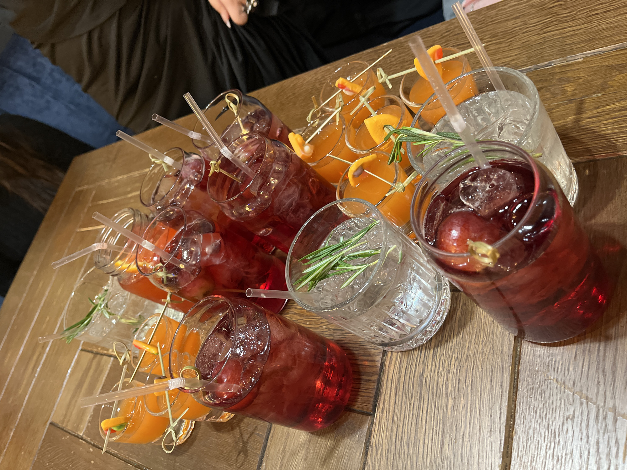 Evening social gathering documented at Saint Petersburg restaurant