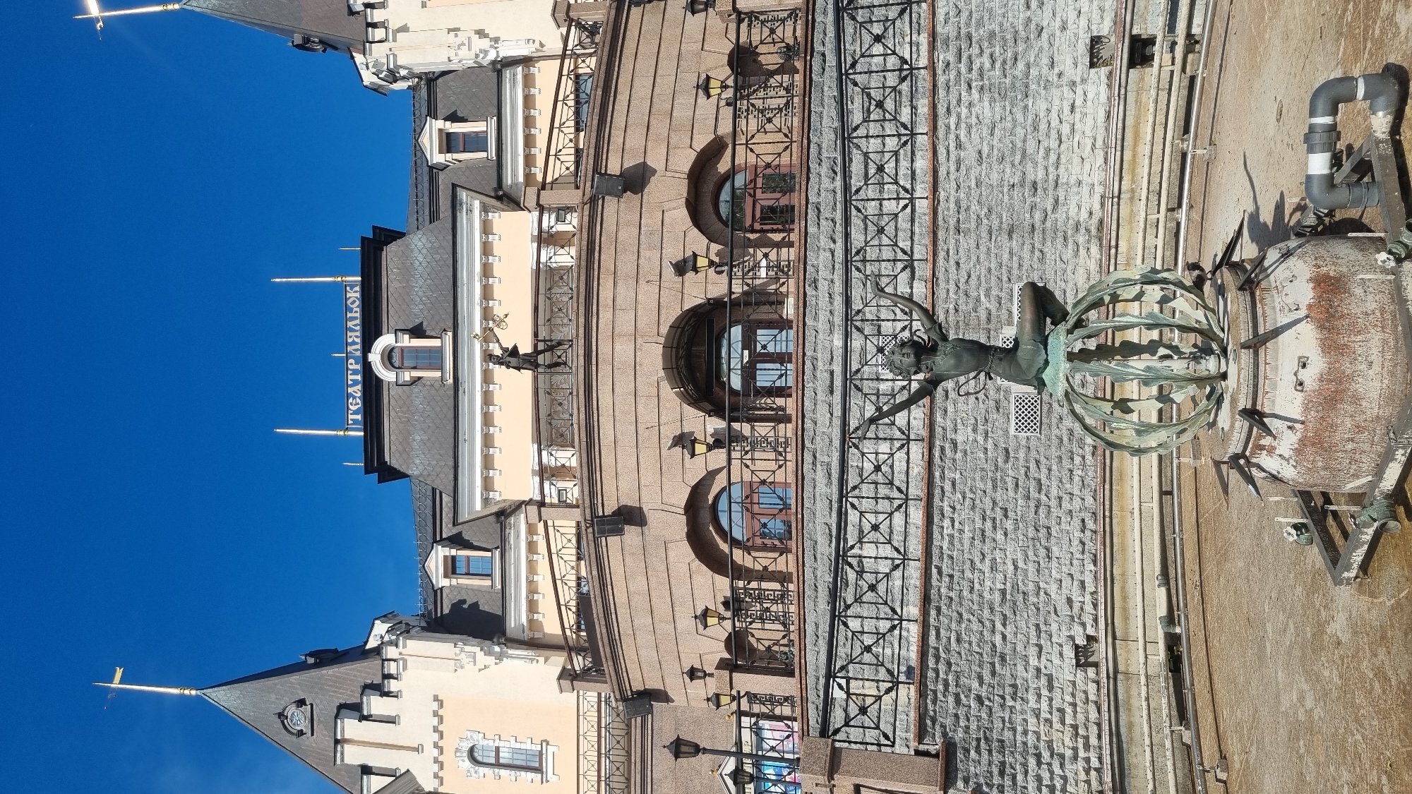 Afternoon tour of Kyiv's parks, sculptures, and landmark architecture