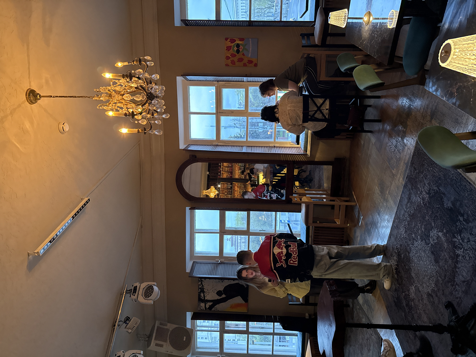 Restaurant scene captured by witnesses in Moscow