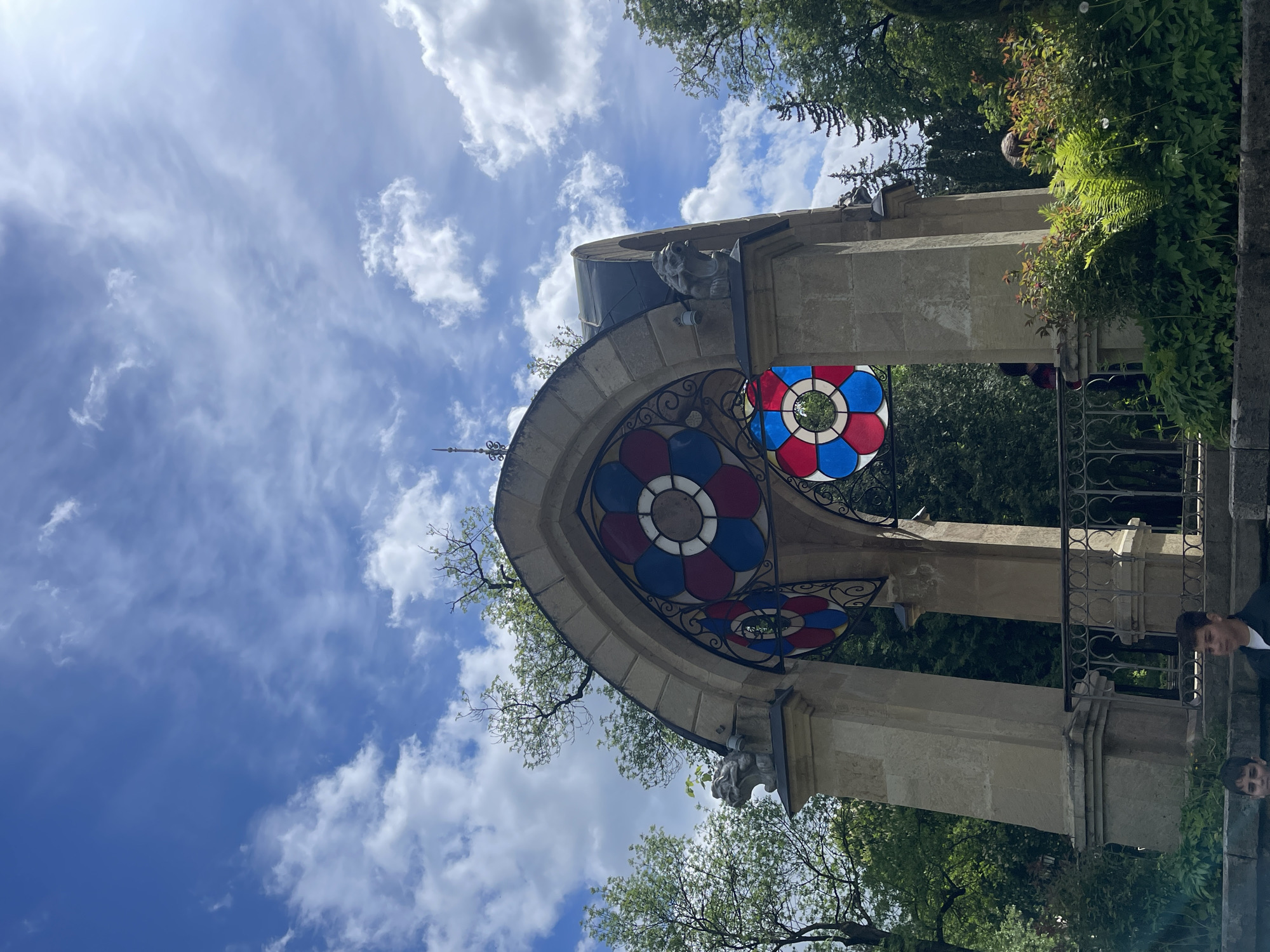 Families enjoy spring day at Kislovodsk park water features