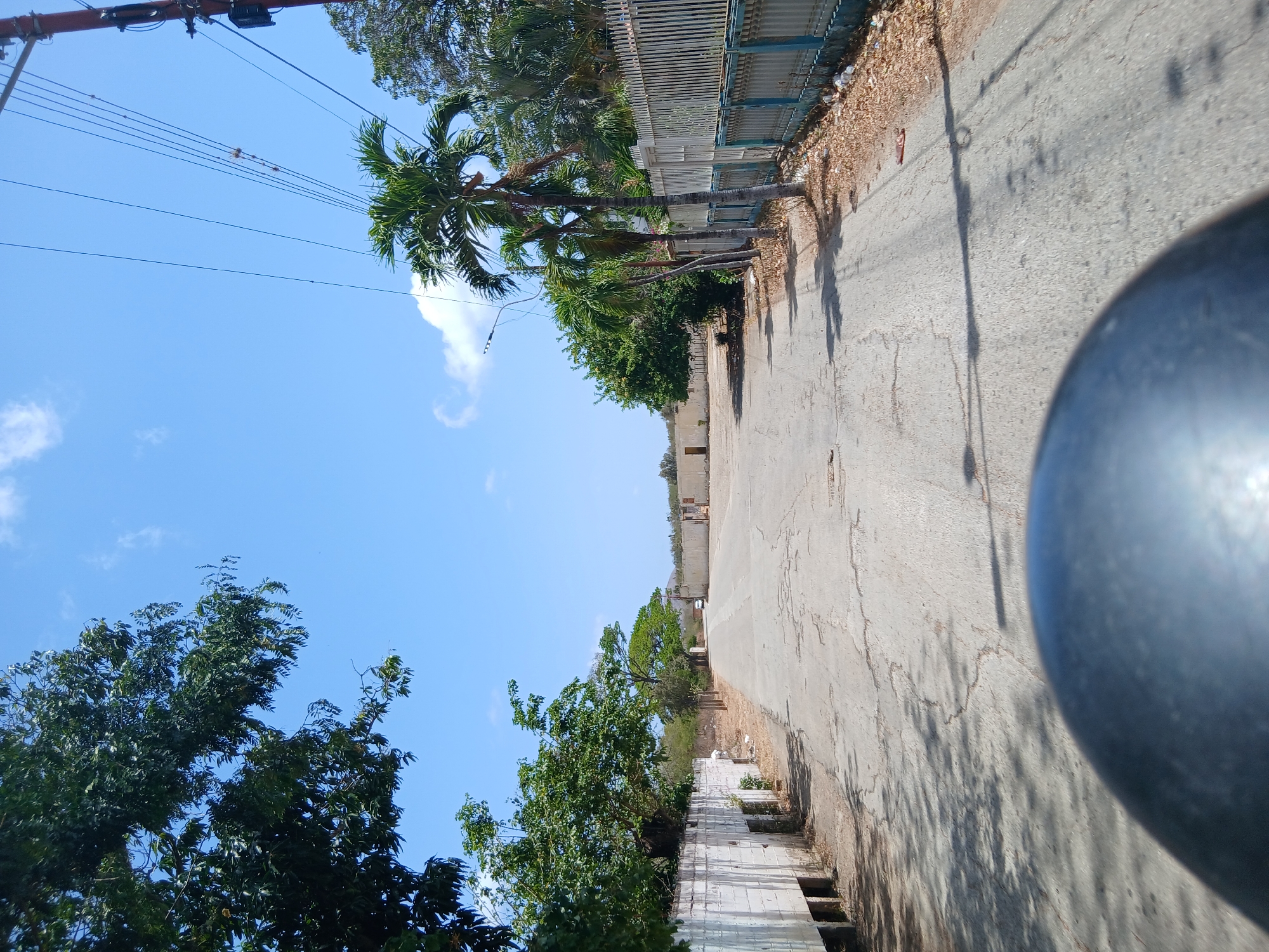 Street scene documented in Santa Ana, Venezuela