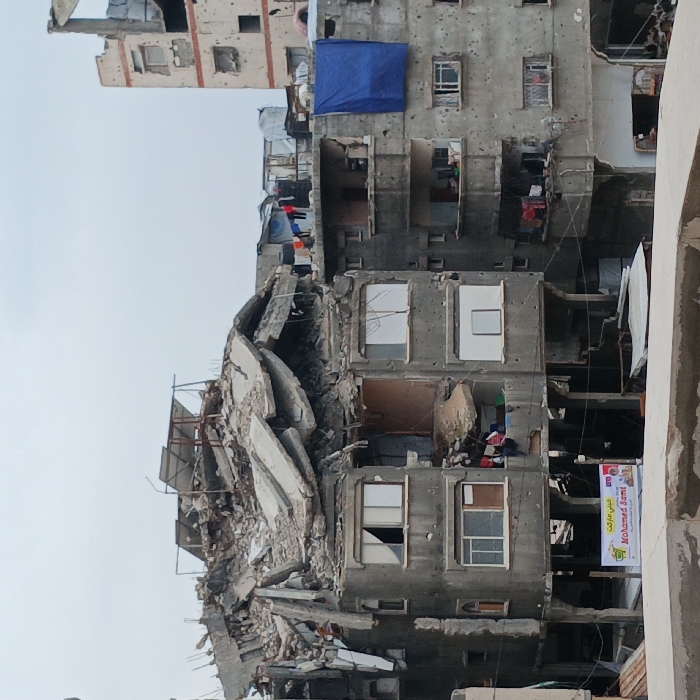 Life persists amid Gaza City destruction, witness documents damage