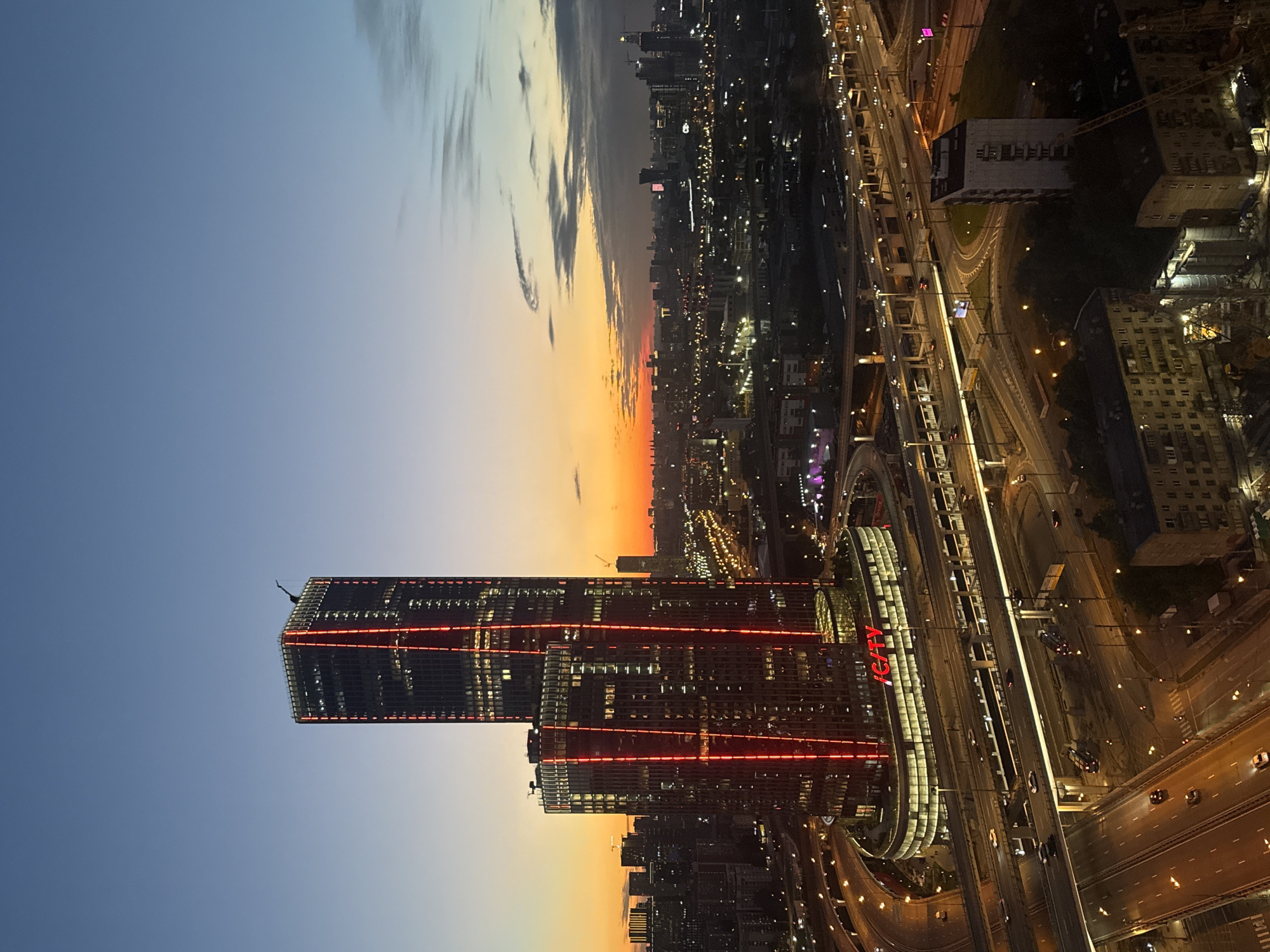 Evening snapshots from Khimki: skylines, buildings, and indoor moments