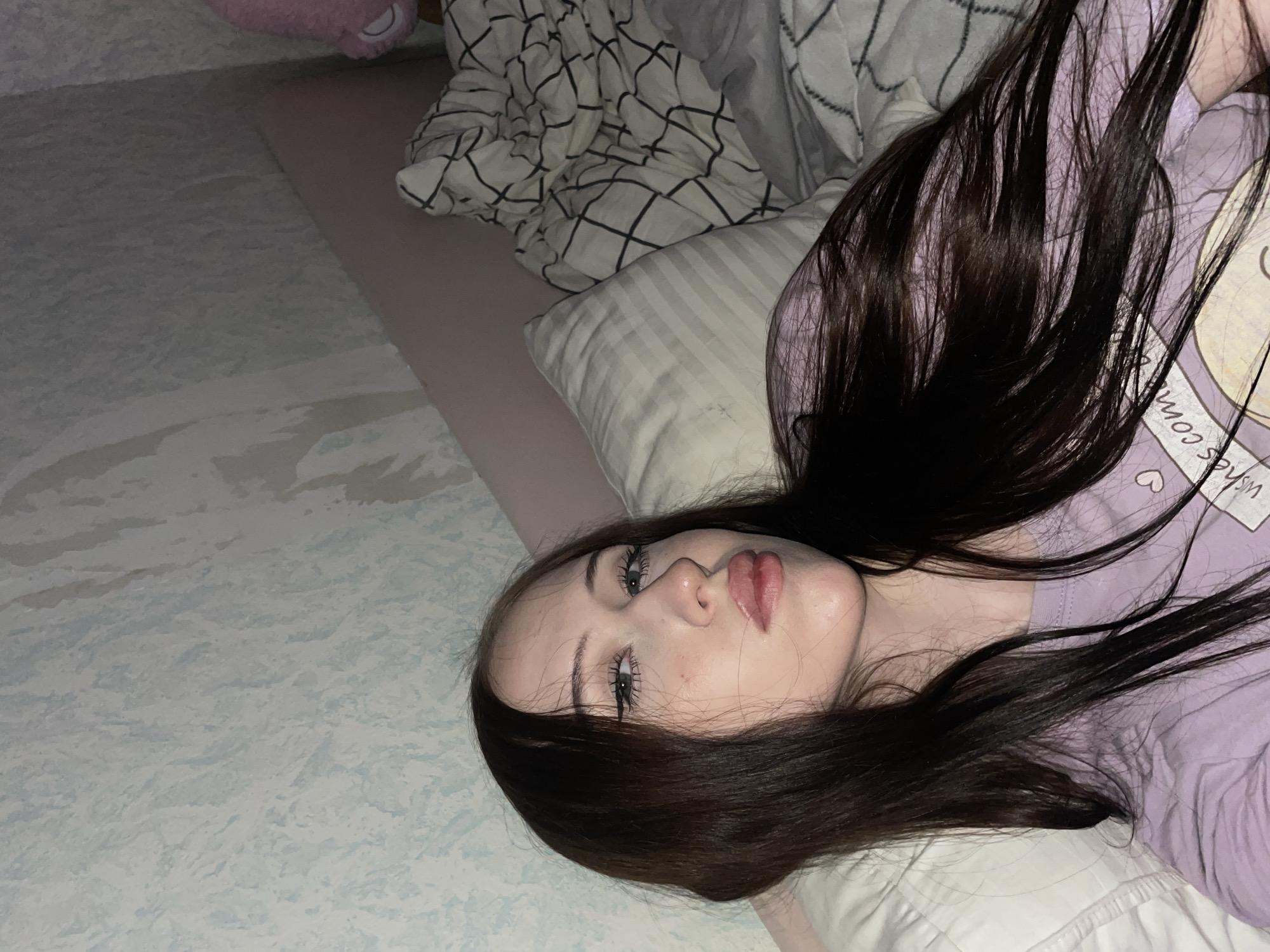 Bedroom selfie session in Votkinsk, Russia