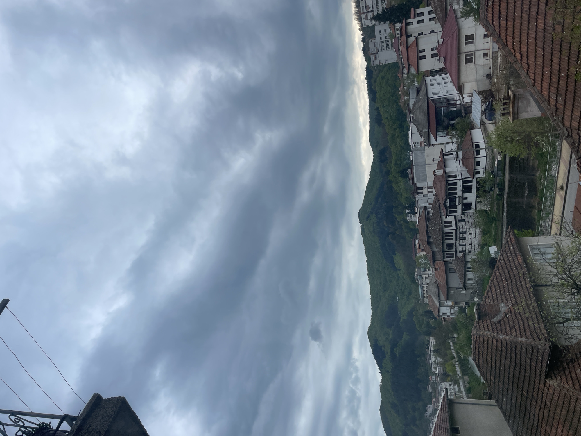Zlatograd visitor captures town views and orange slices moment