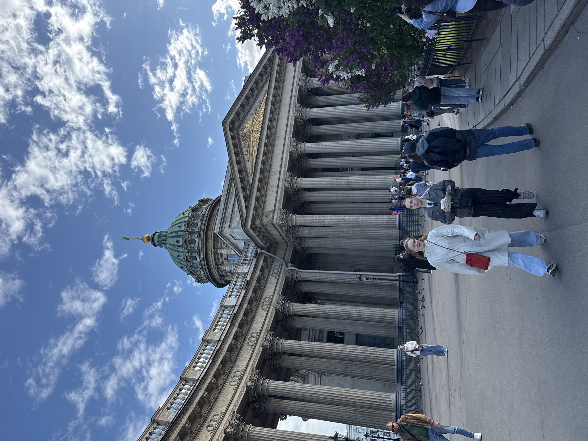 Spring afternoon photography session at Kazan Cathedral, Saint Petersburg