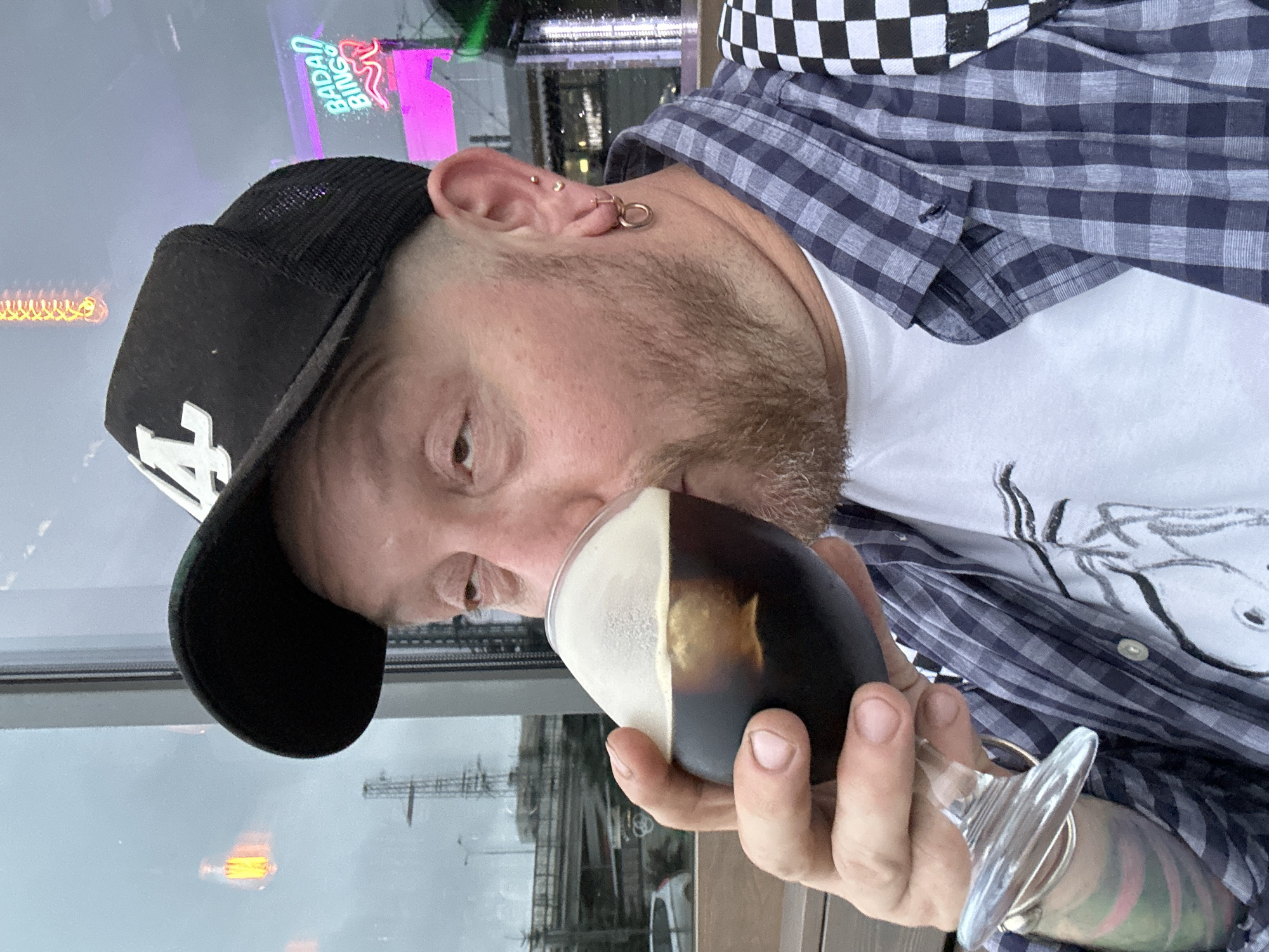 Drinks and bikes: a casual moment in Zelenograd