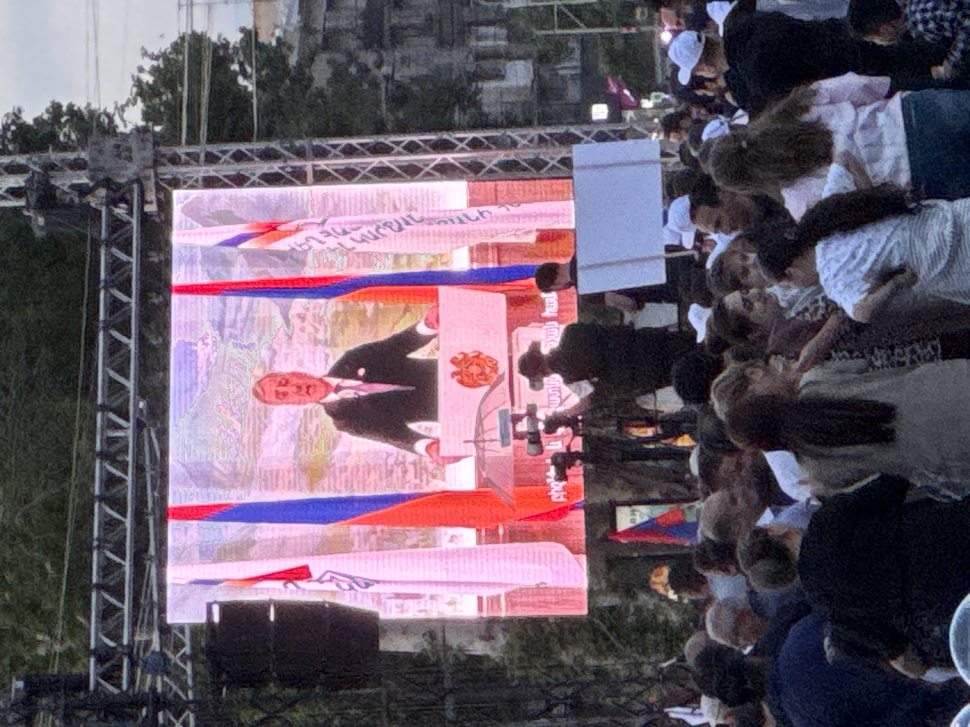 Political rally draws crowd to watch screens in Armenian city