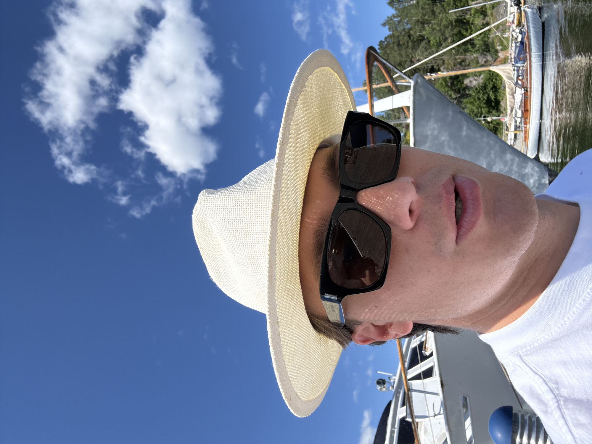 Summer day on the water at an Asker marina