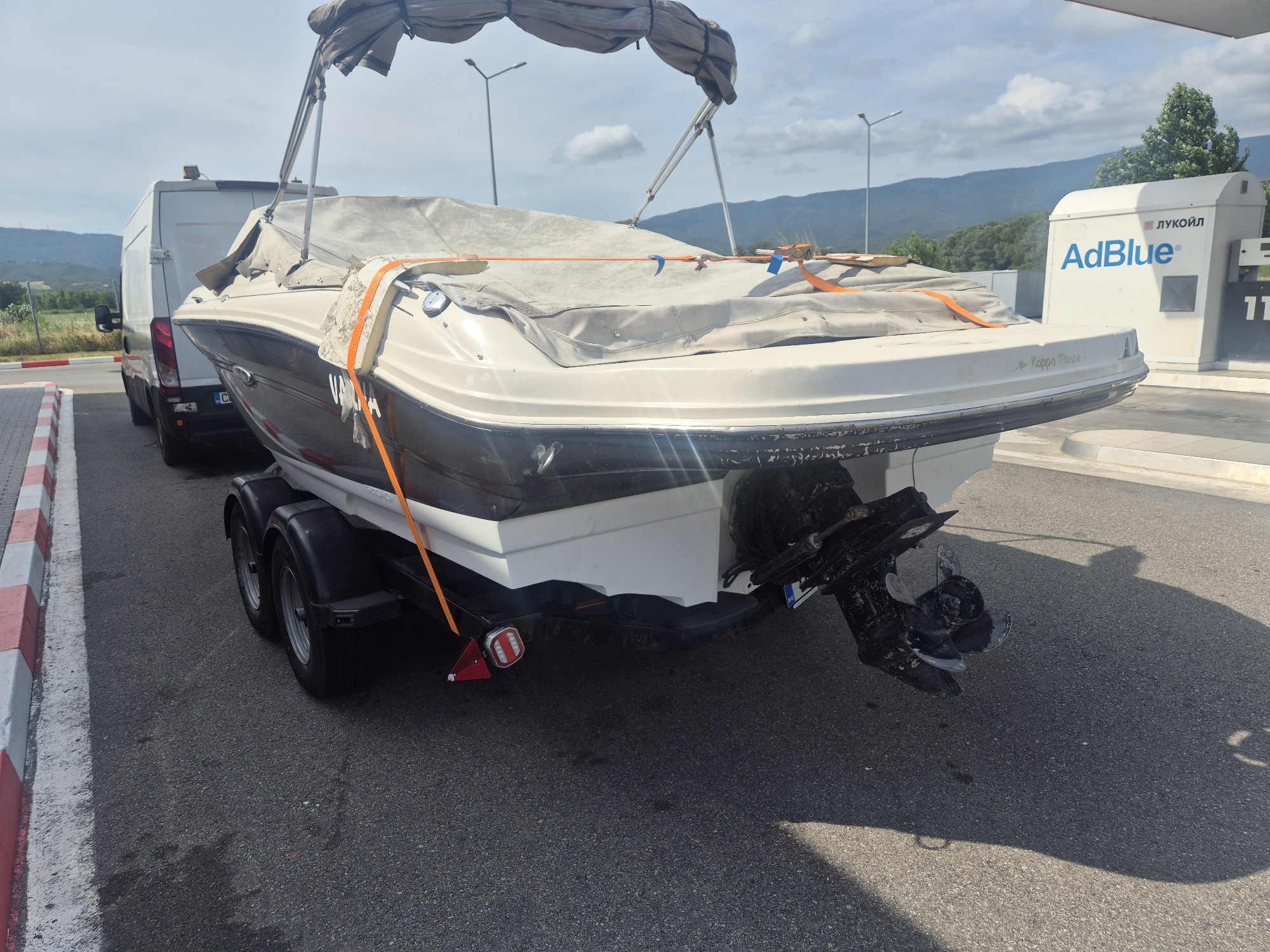 Boat on trailer observed parked in Chuchuligovo, Bulgaria