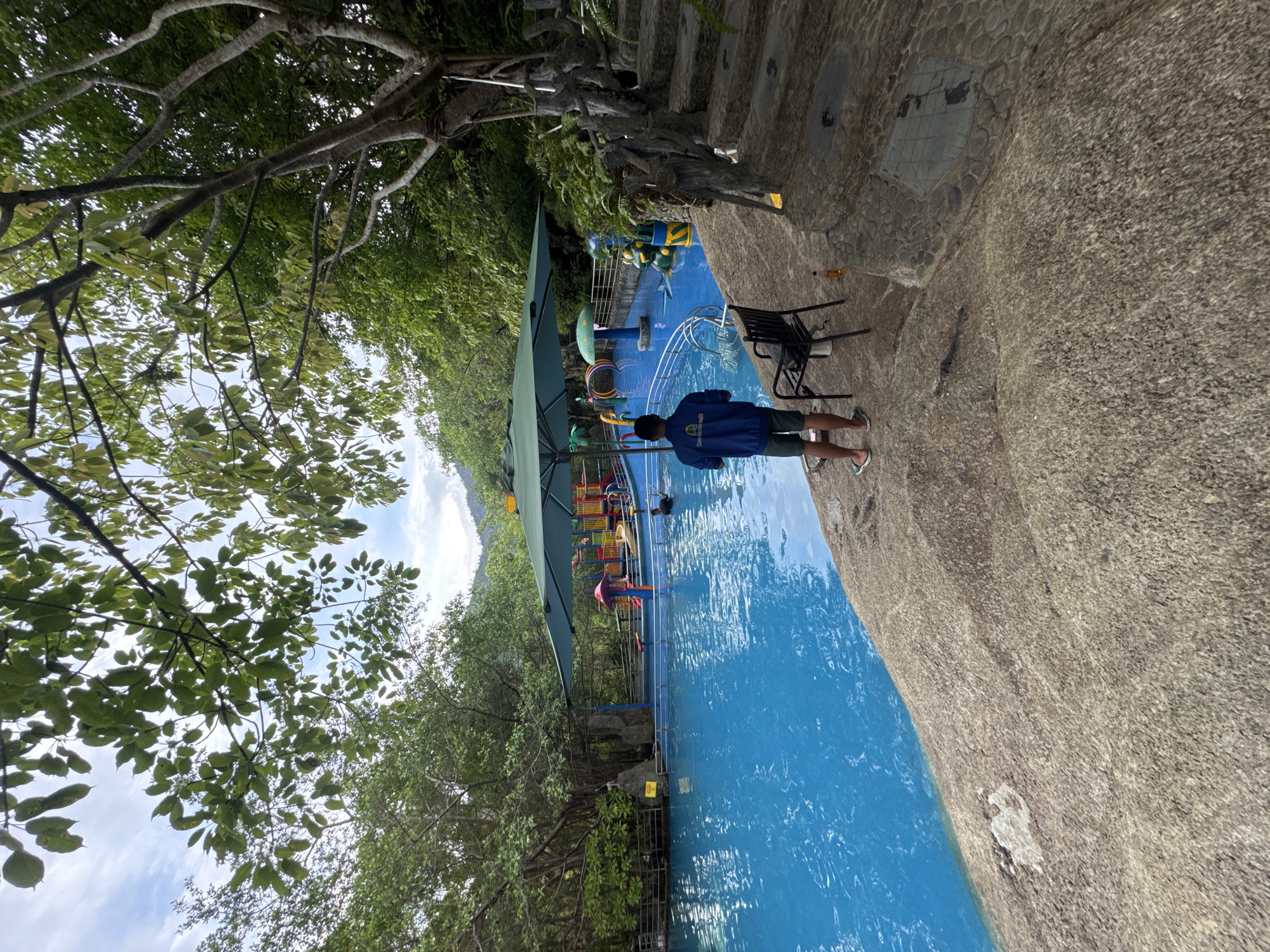 Tourist visits hot springs resort in Đà Nẵng Vietnam