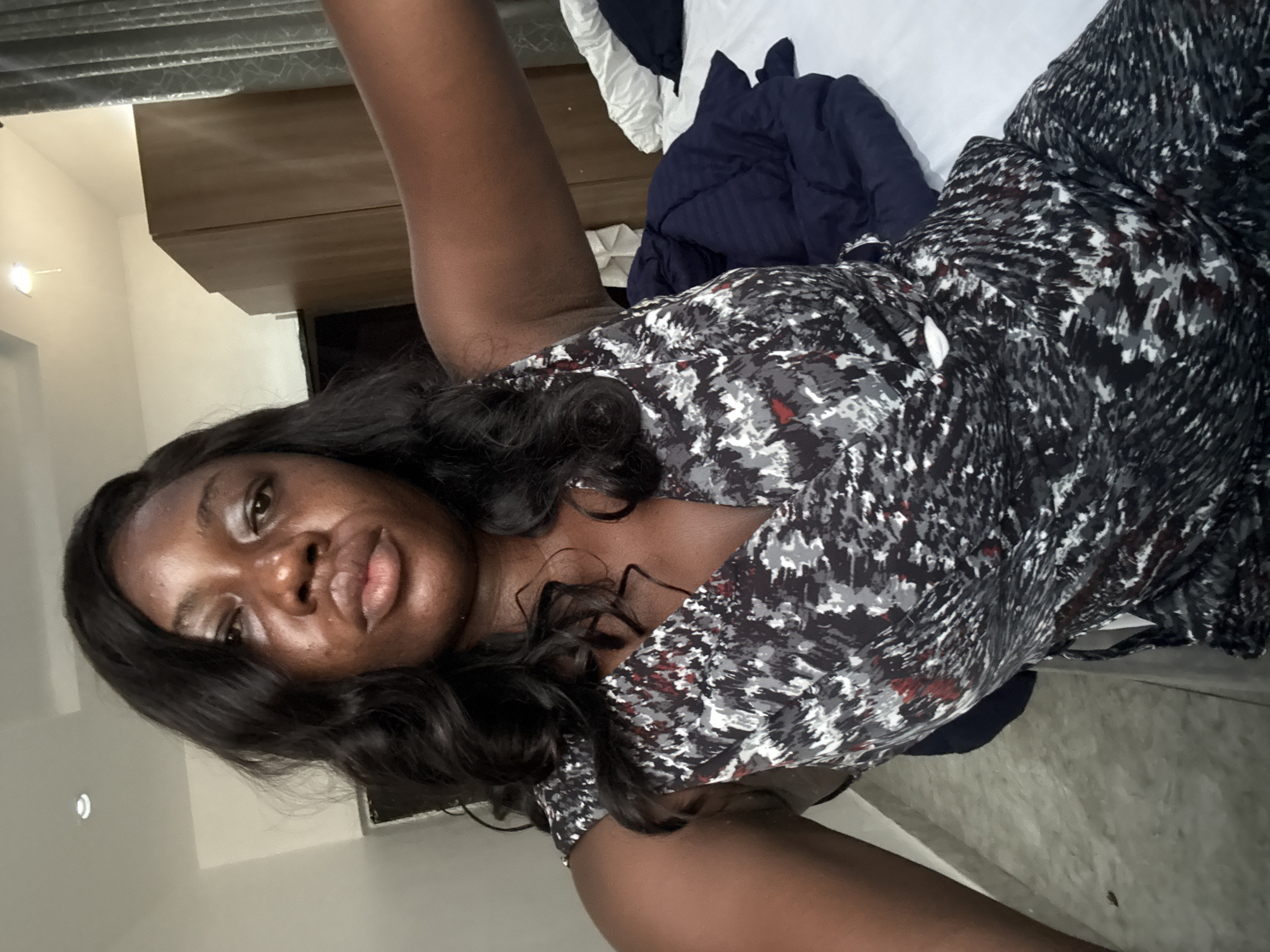 Woman takes bedroom selfies in Iddo Tudunwada, Nigeria