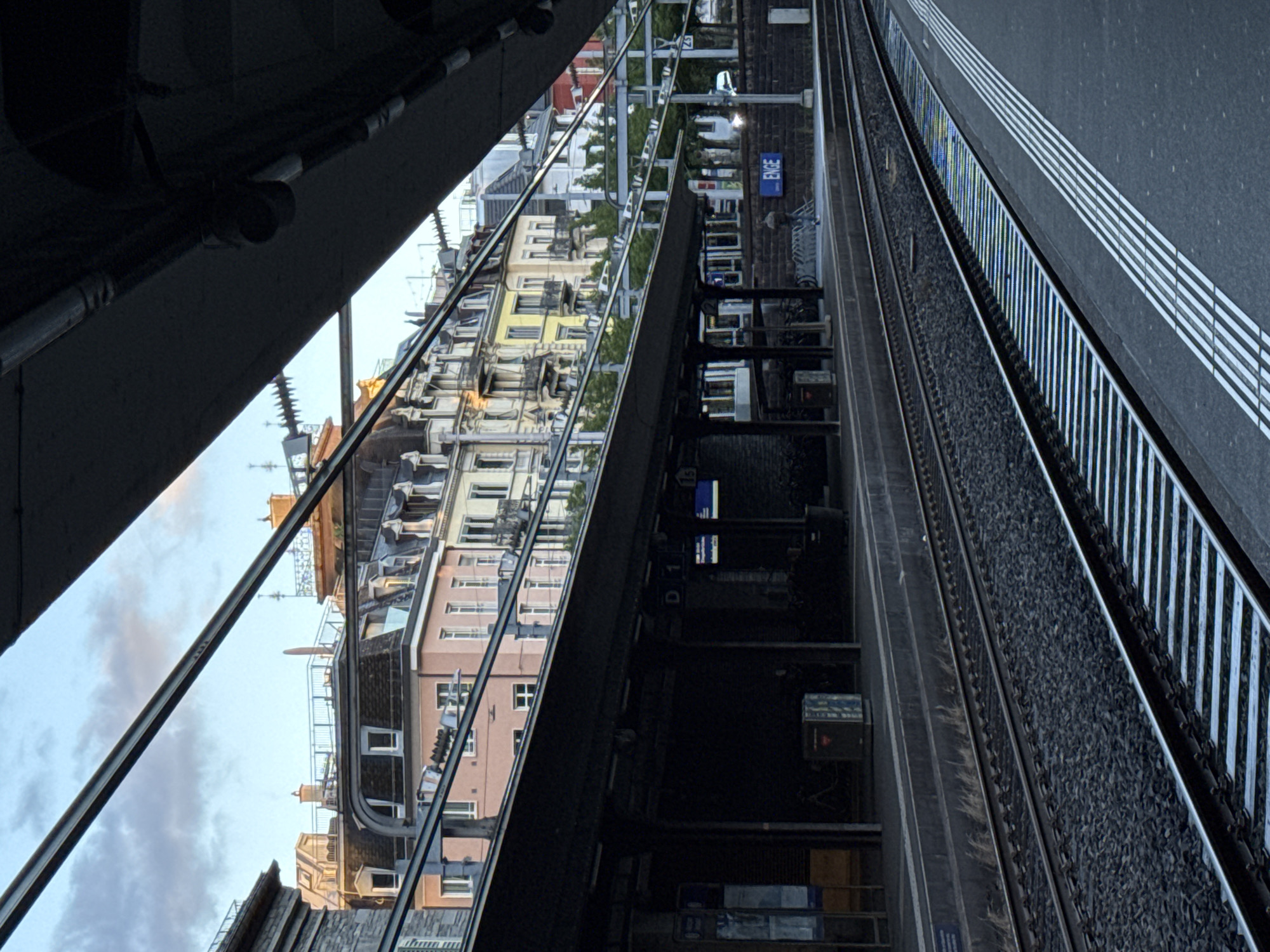 Evening observations captured around Zurich Enge station area