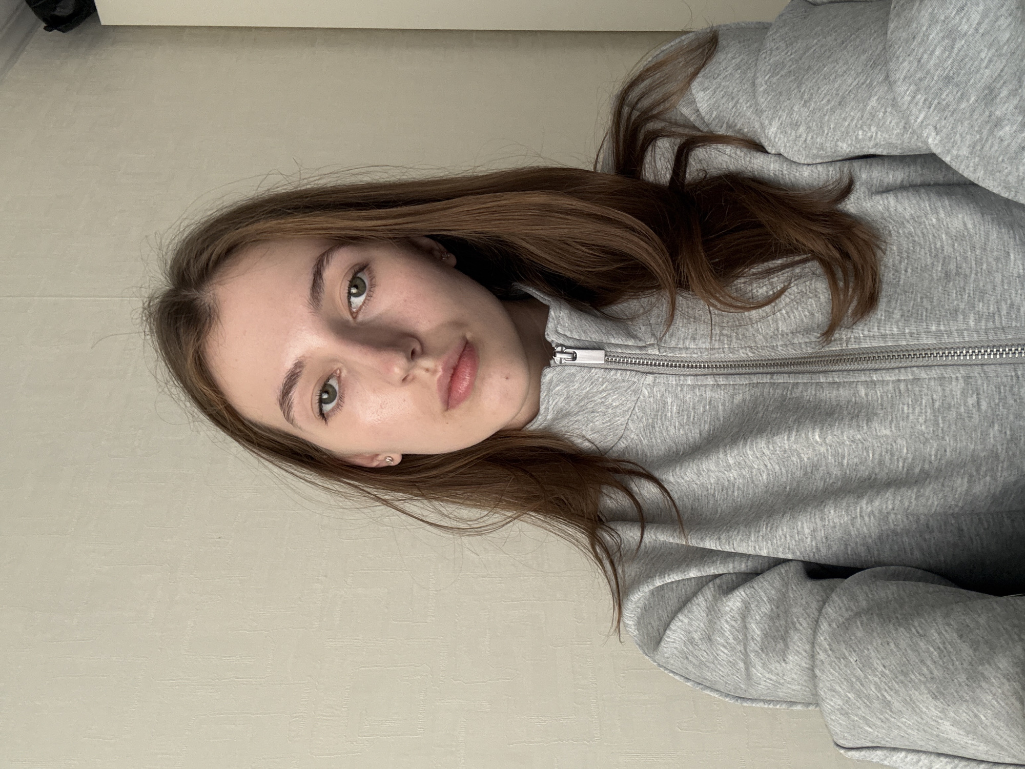 Afternoon selfie session and chill indoor moments in Perm