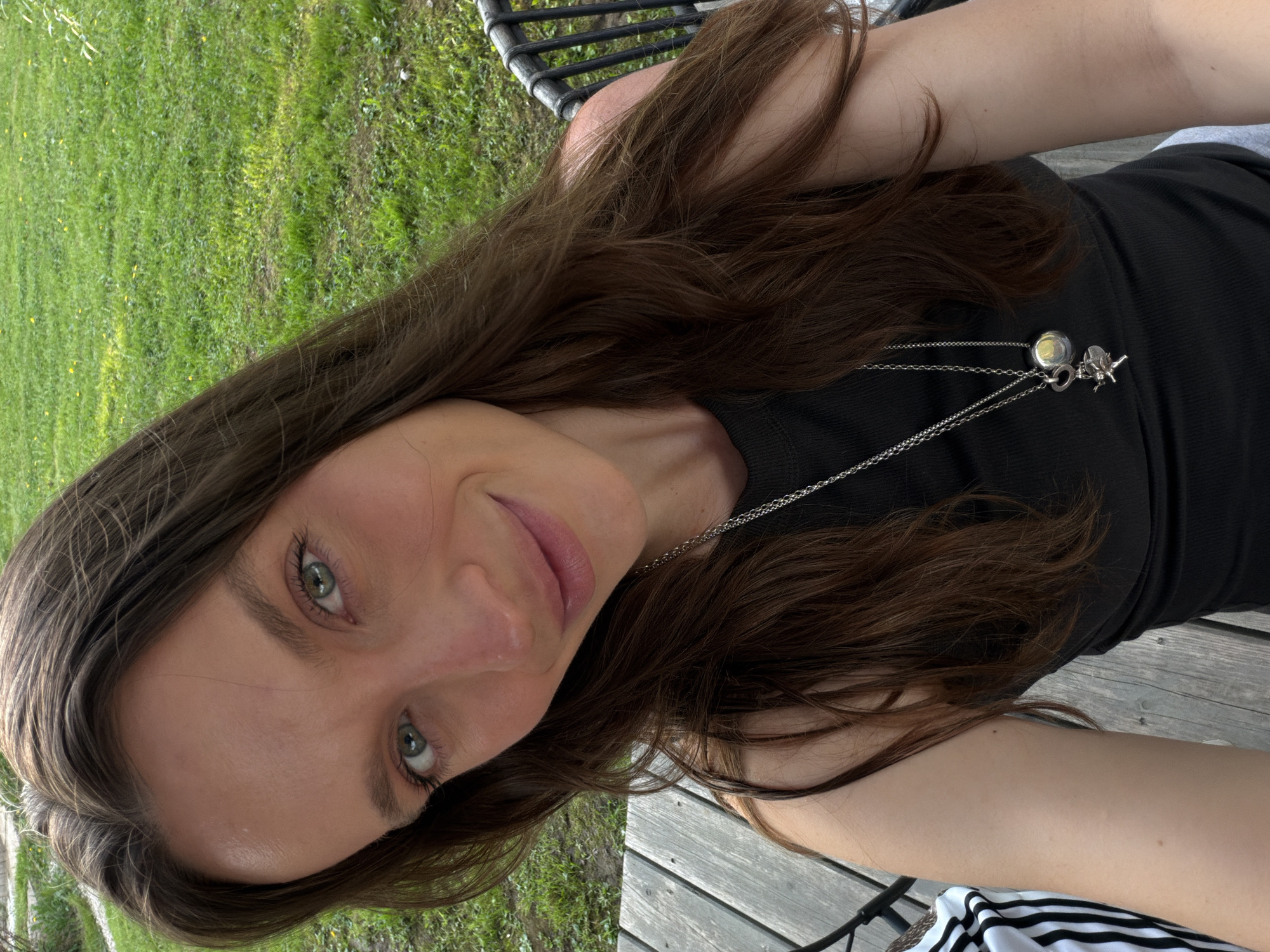 Woman documents casual day in Prudki, Russia through social posts