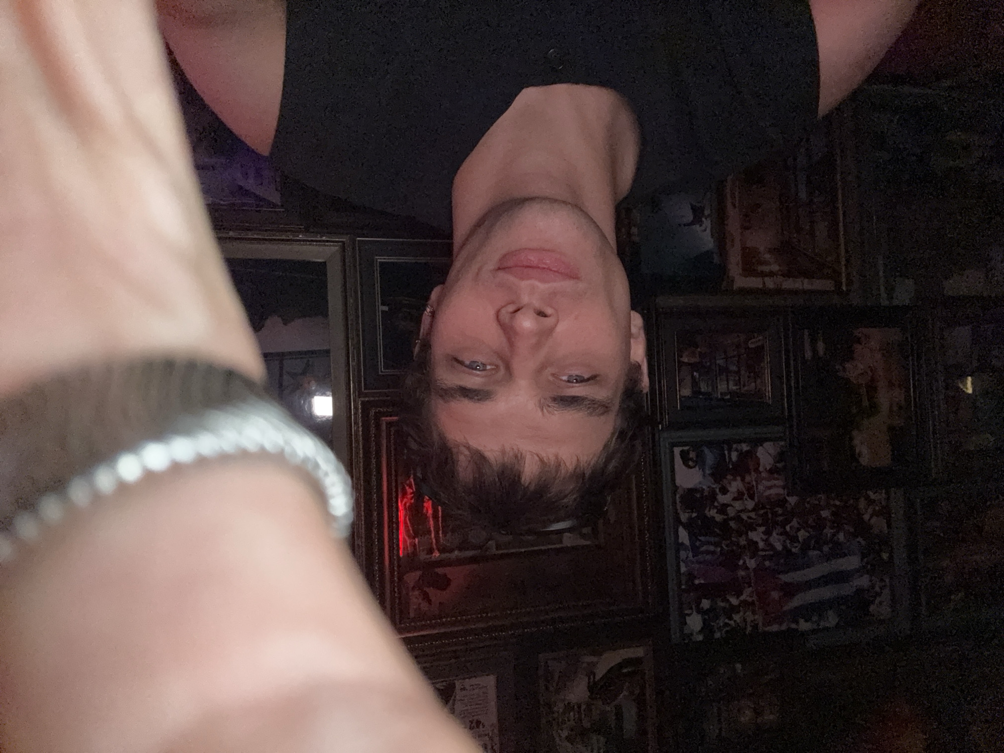 A night out at a Jing'an bar or club in Shanghai