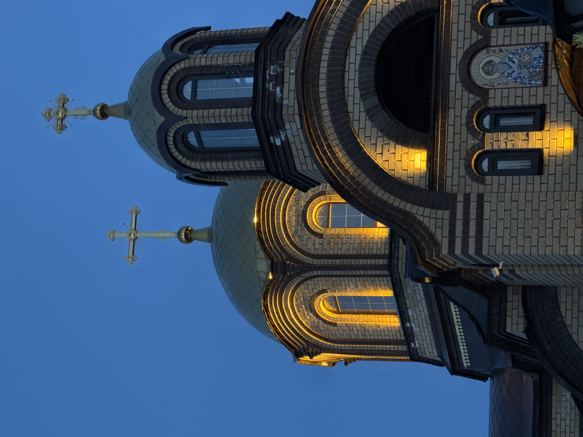 Evening scenes captured around Church of Holy Trinity, Chernushka
