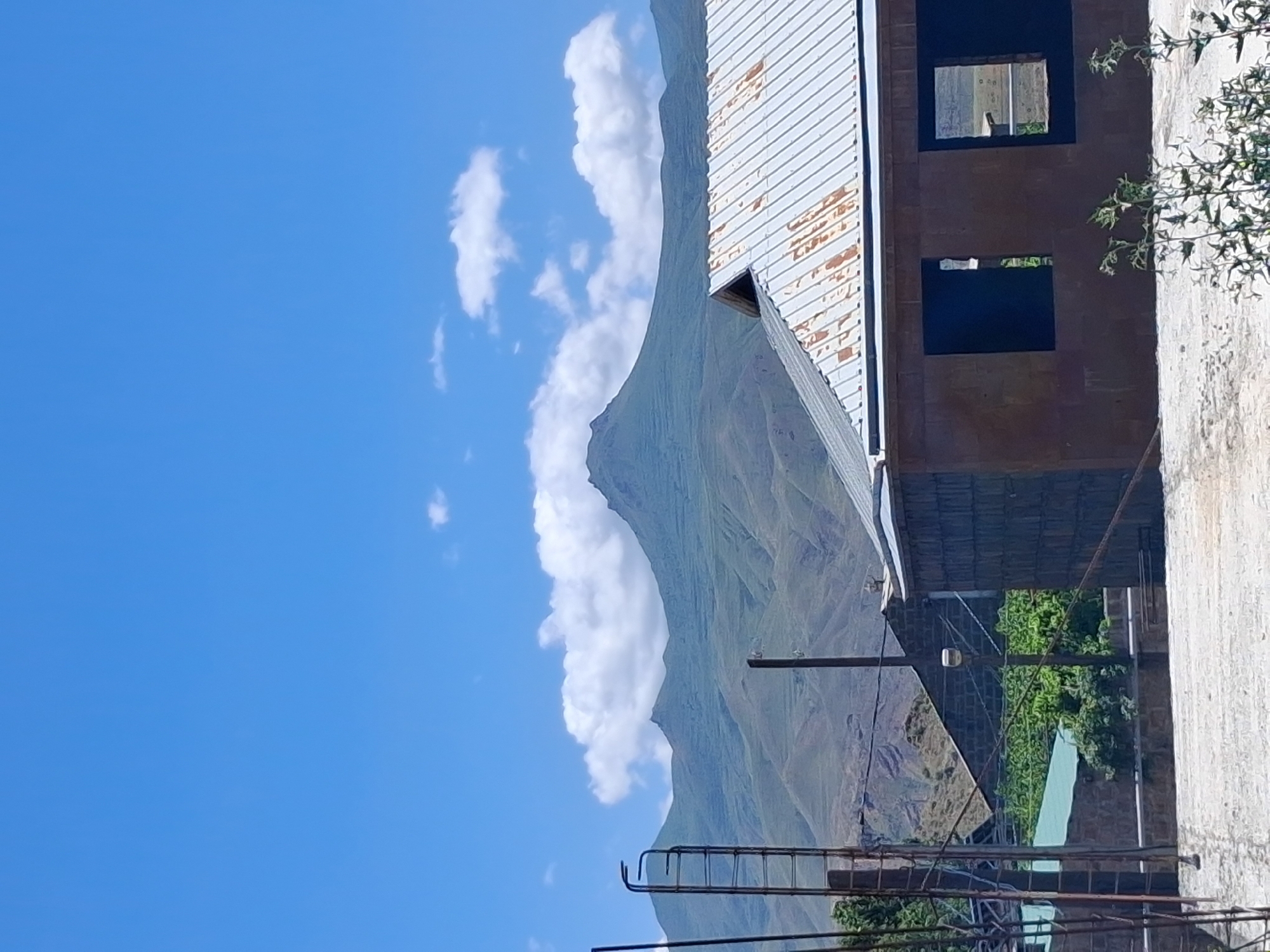 Morning stop in Yeghegnadzor, Armenia's hilly southern town