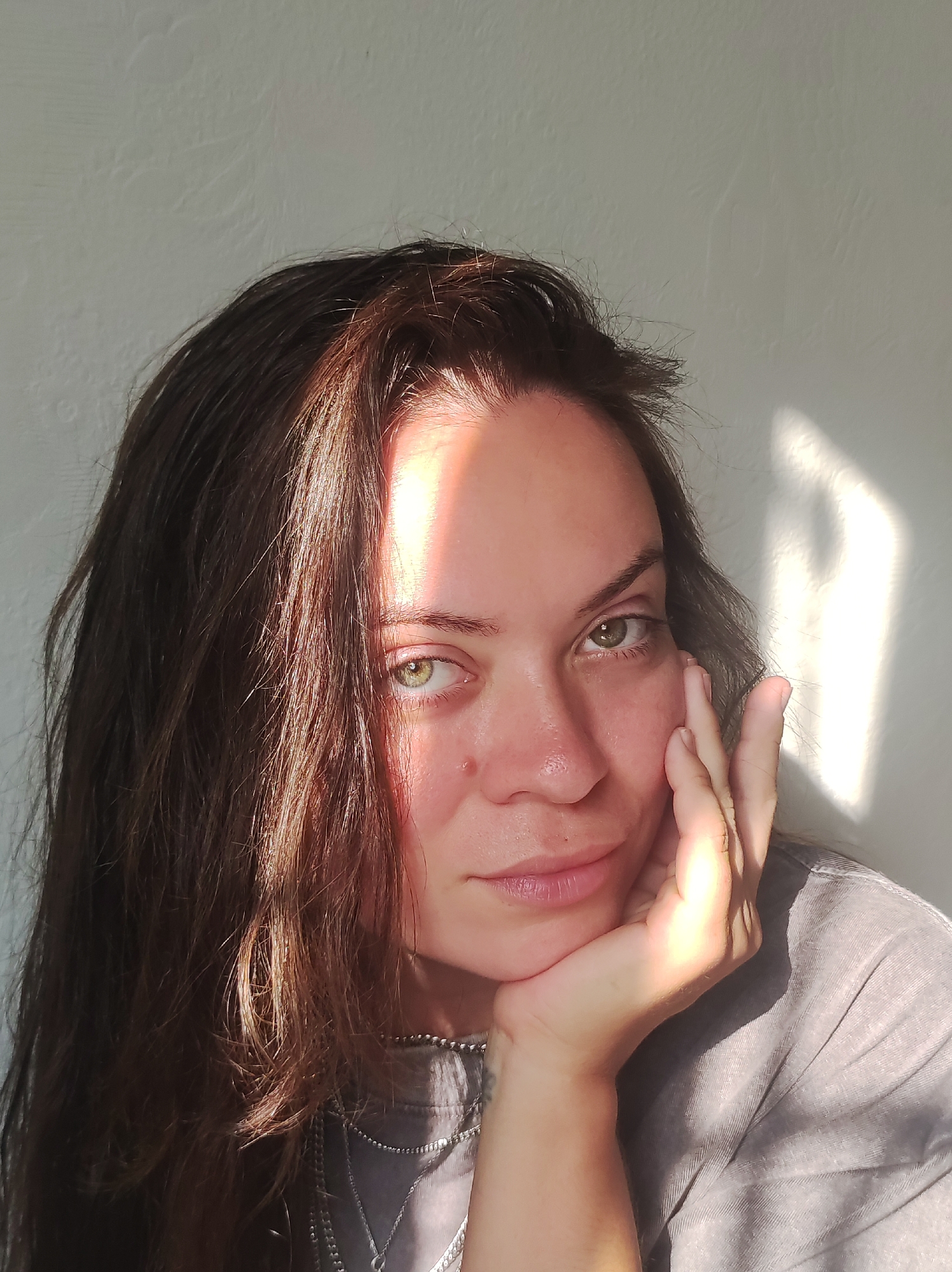 Candid portrait session in Chaikovsky, various moods and angles