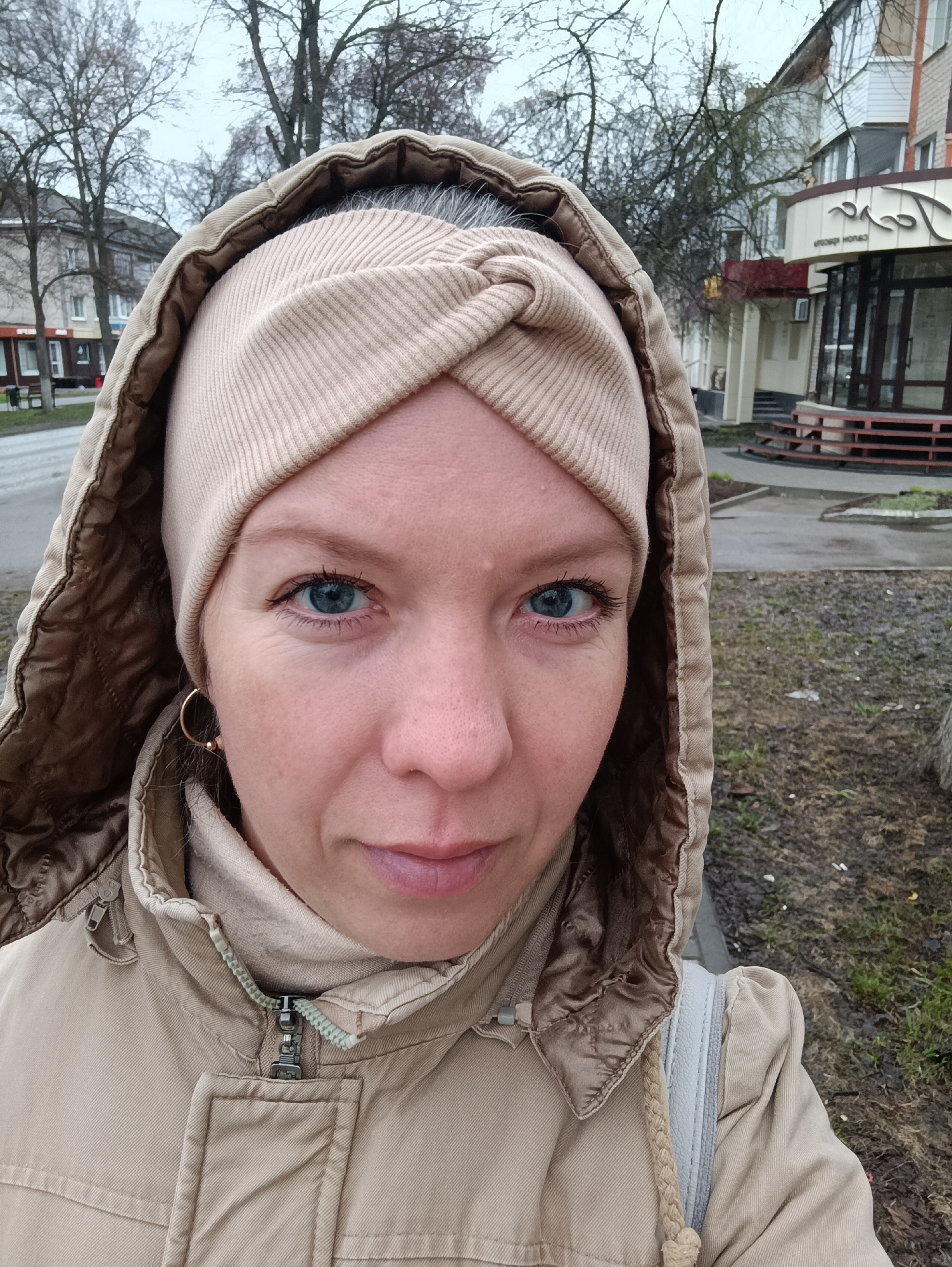 Woman Takes Early Morning Selfie in Chaikovsky, Russia