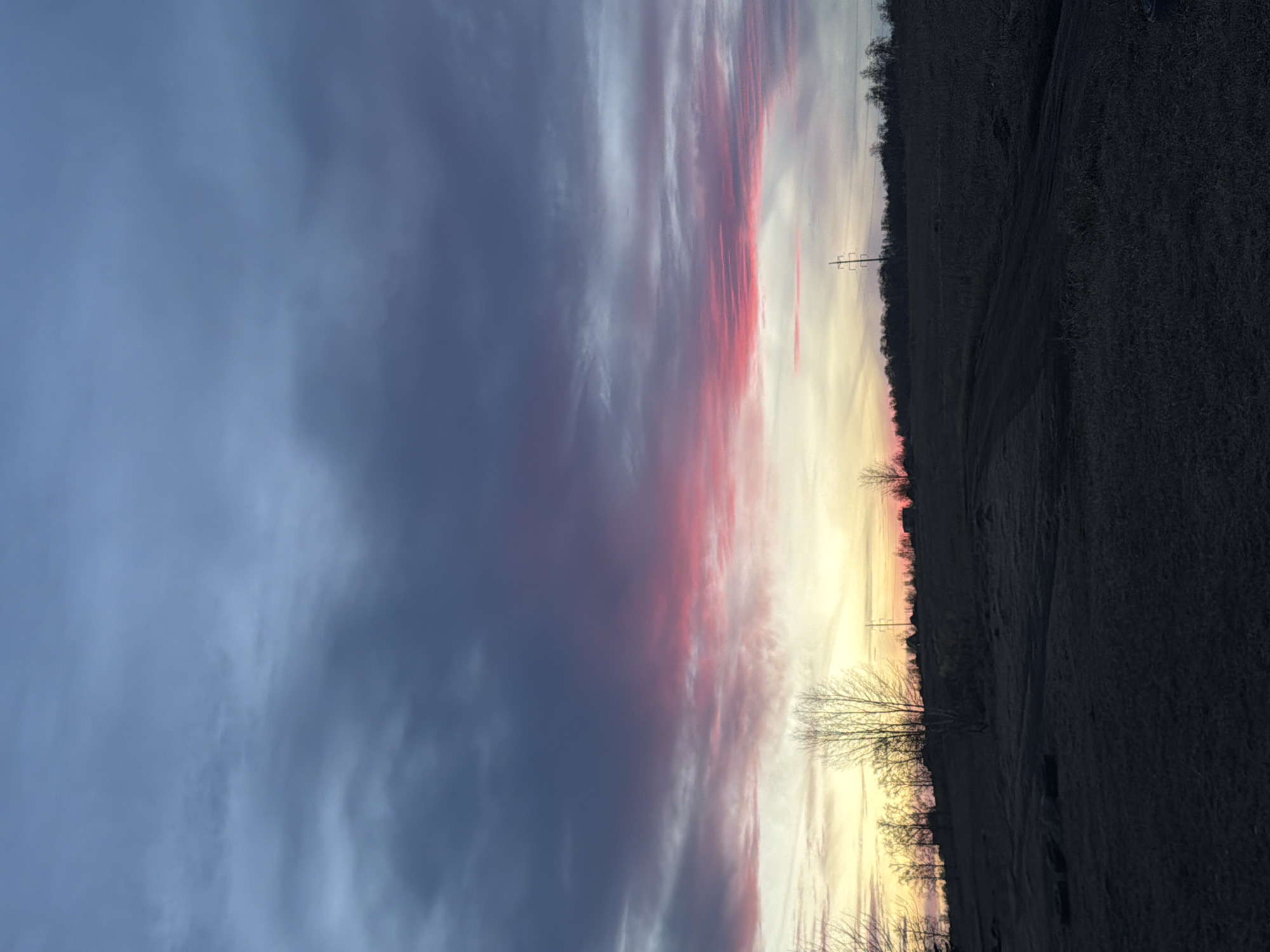 Rural and urban scenes captured minutes apart in Krasnoyarsk