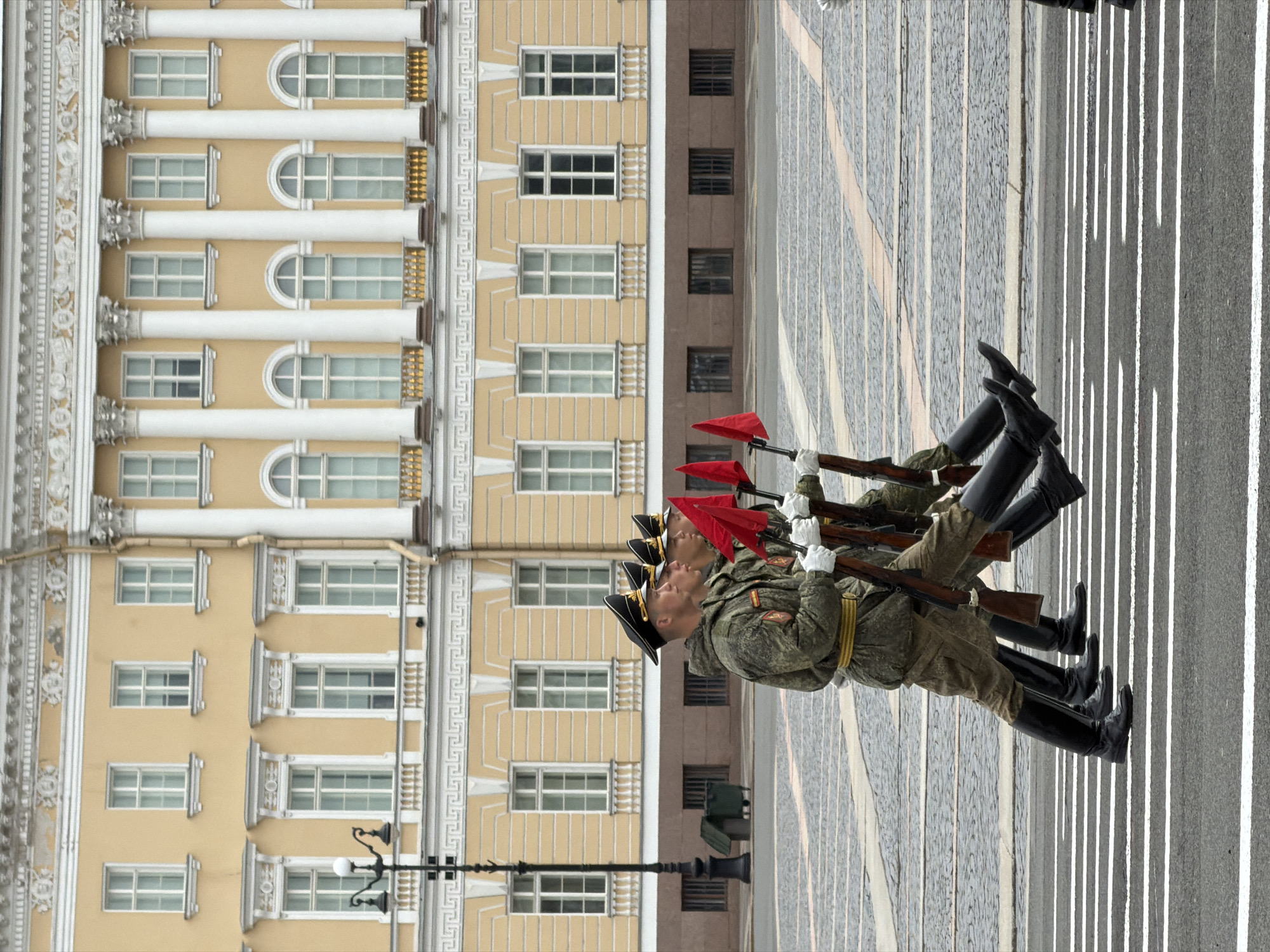 Military ceremony held in Saint Petersburg's Palace Square