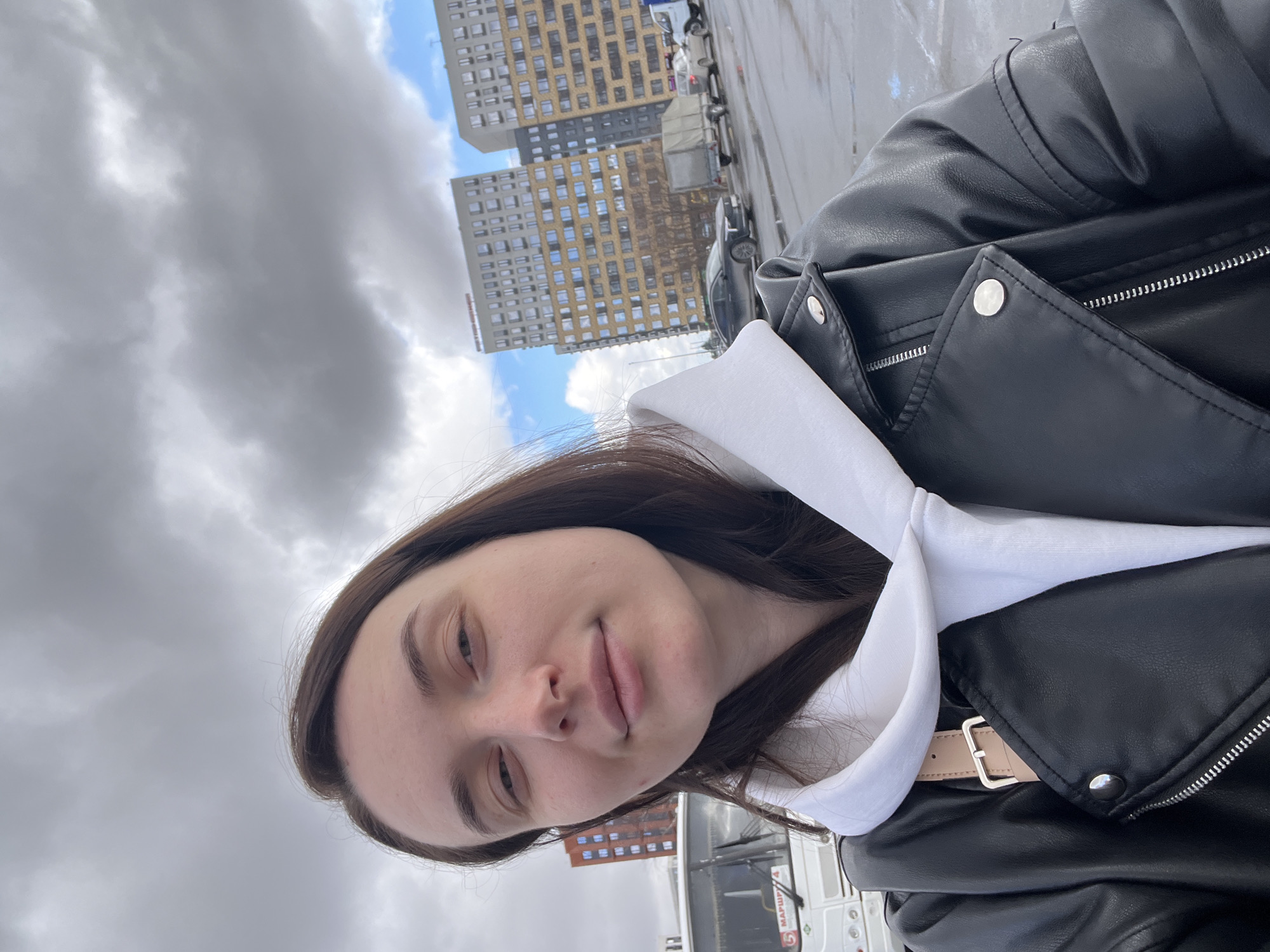 Woman documents spring morning scenes across Tyumen, Russia