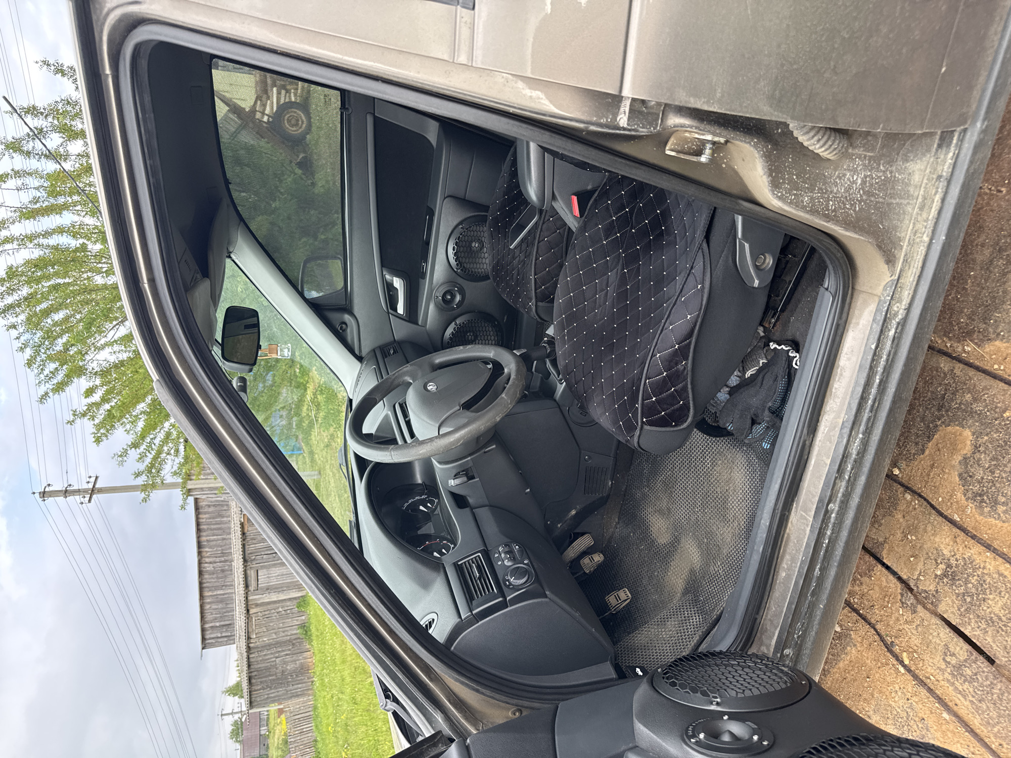 Car breakdown and repair in rural Borodulino, Russia