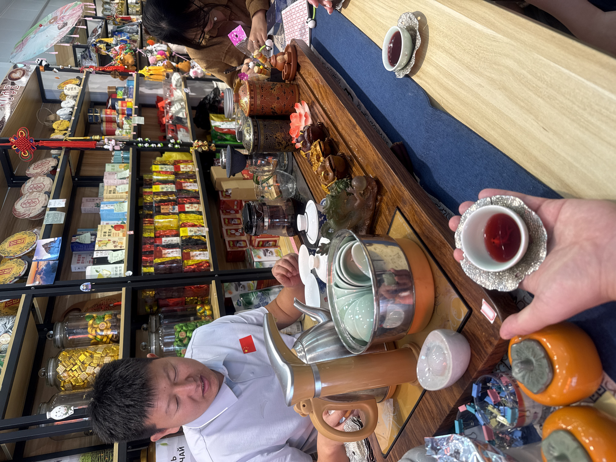 Traditional tea ceremony at a Qinhuangdao shop
