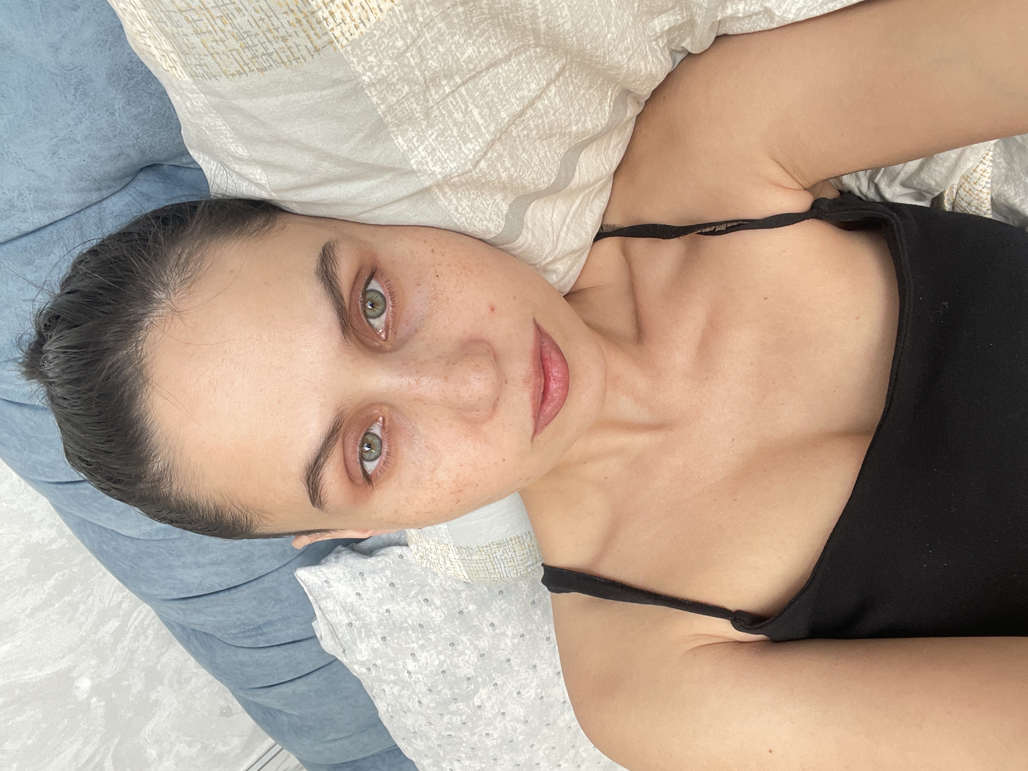 Quiet morning moments captured in Izhevsk homes