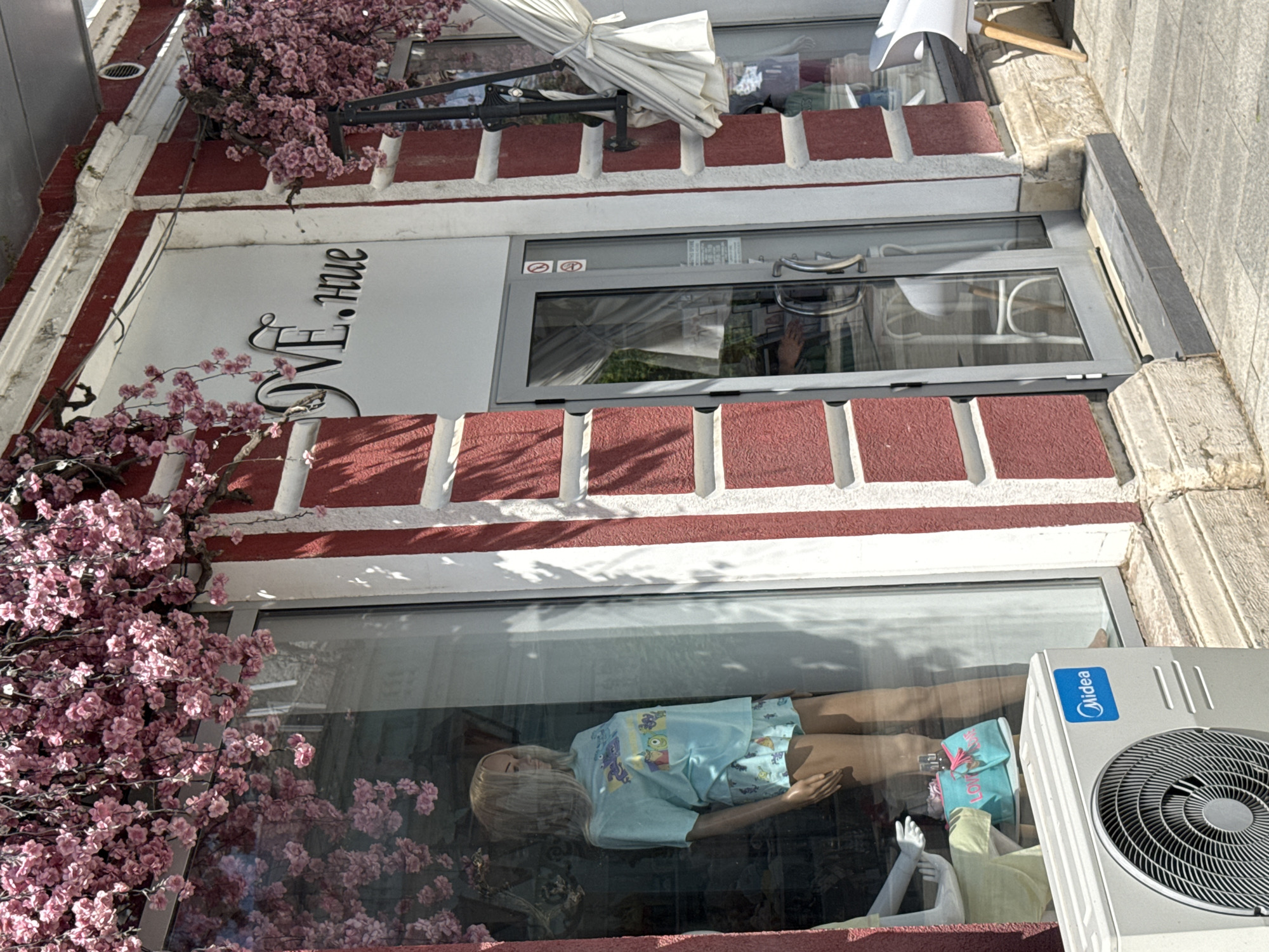 Sunny afternoon stroll through Vidin's city center streets and parks