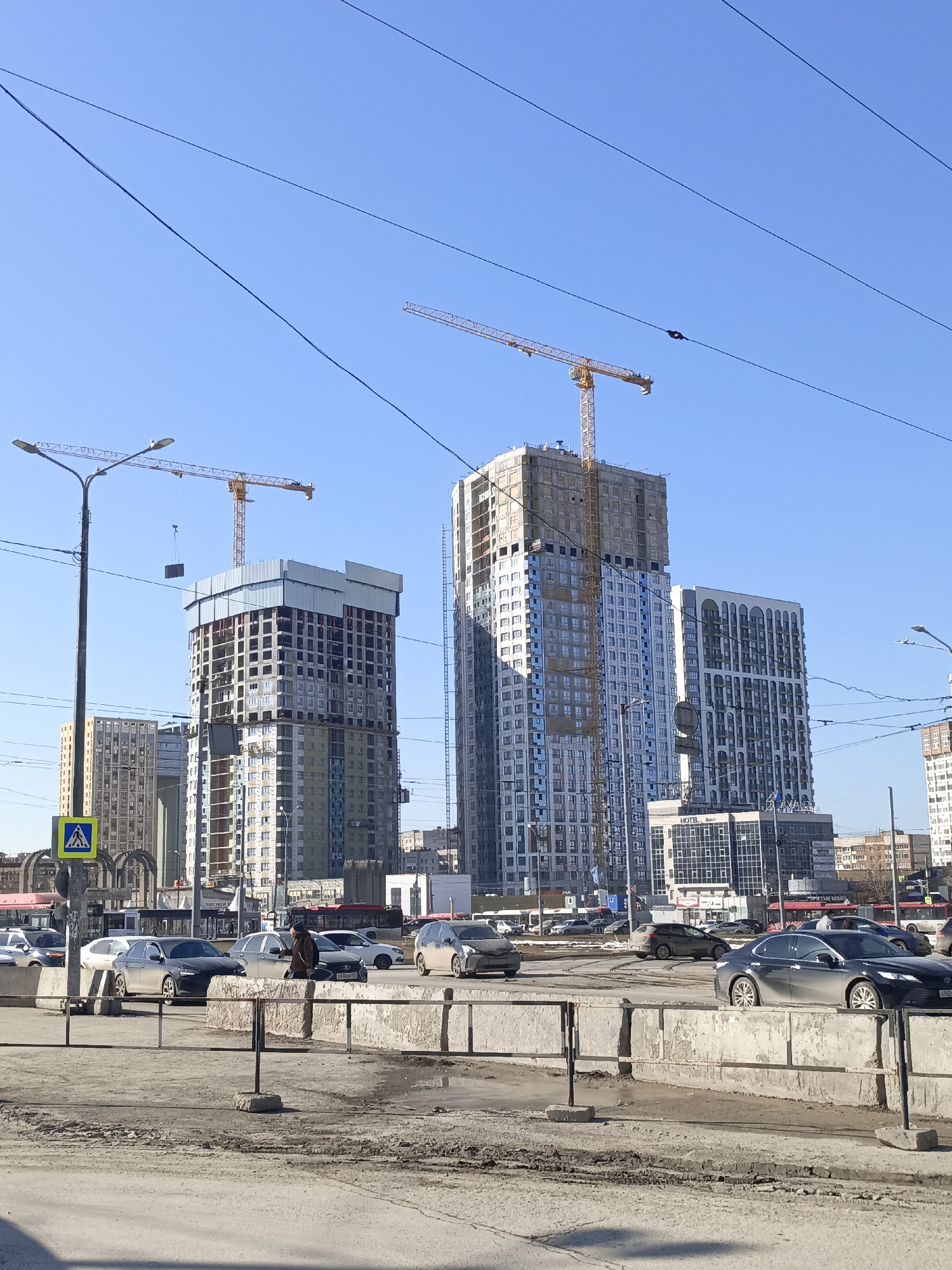 Woman documents daily routine across Perm, Russia workplace and streets