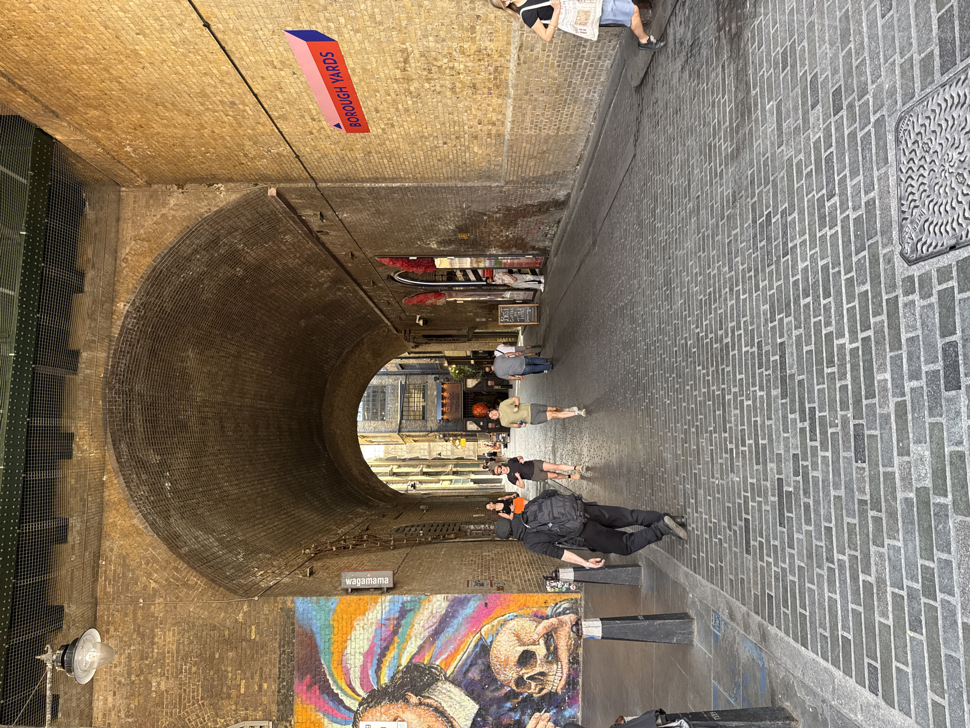 Morning stroll through Borough Yards captures street art, pedestrians