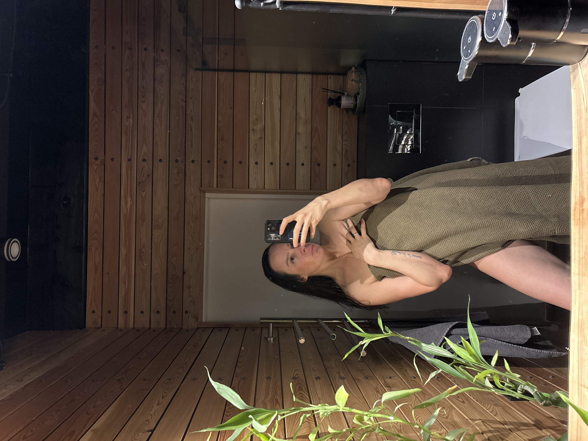 Family morning routine captured in Chaikovsky home