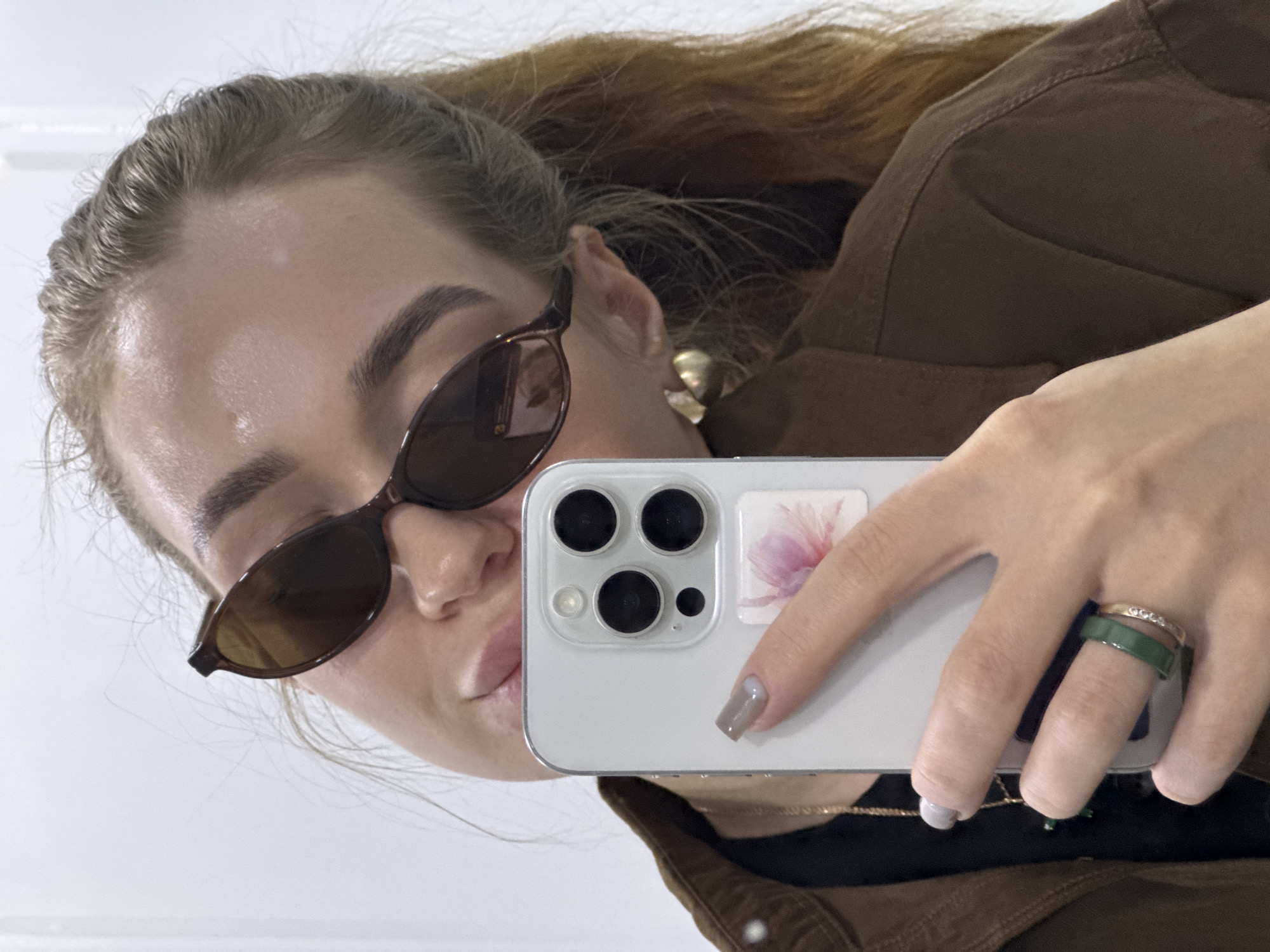 Morning moments captured in Chaikovsky: selfies, playground, nature