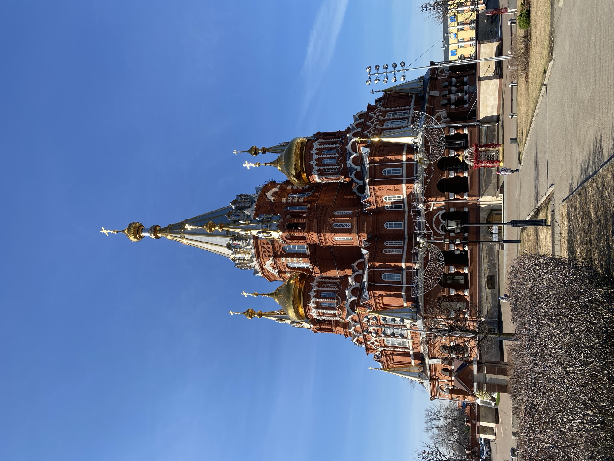 Sidewalk chalk art appears near Izhevsk cathedral