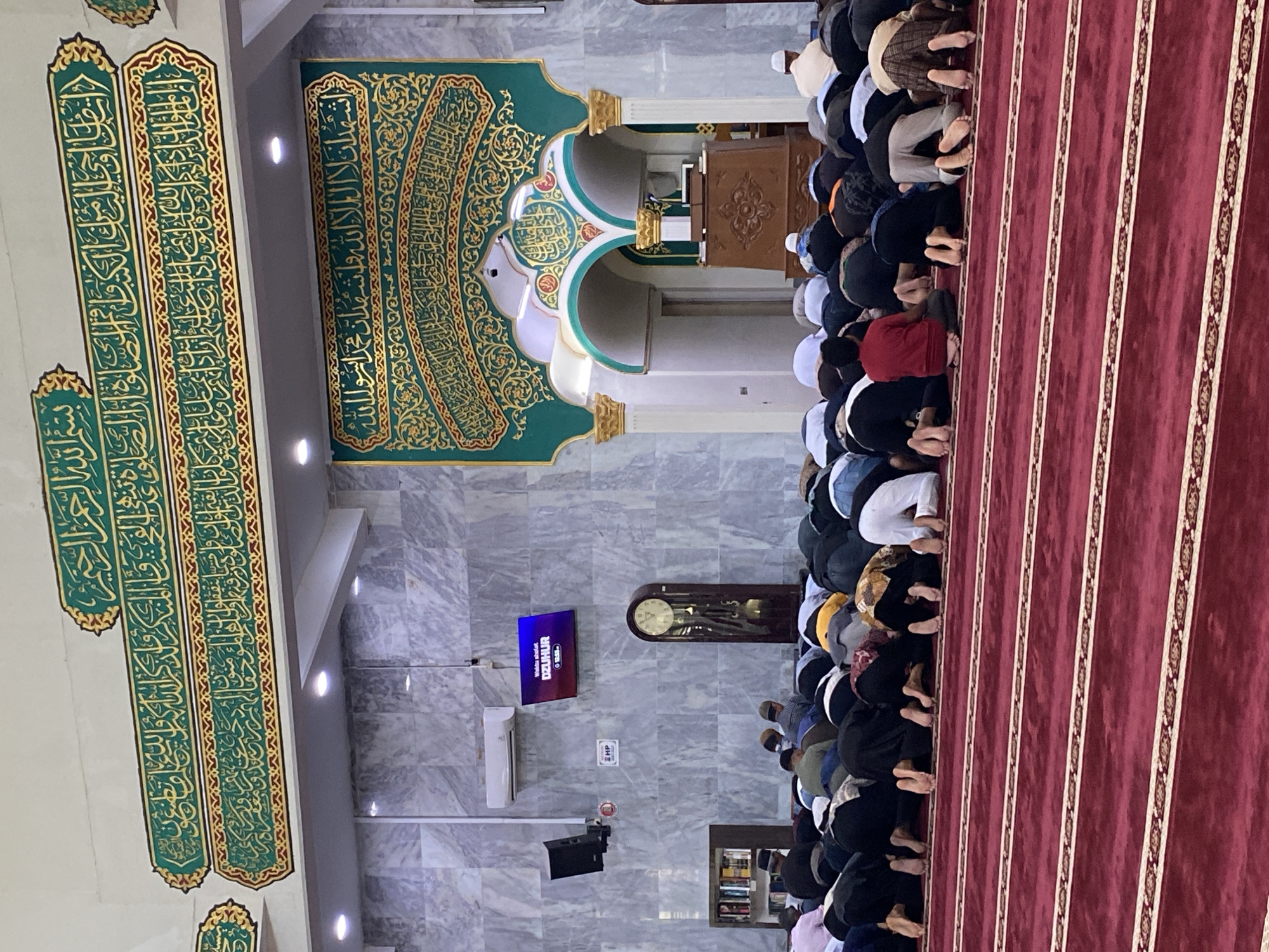 Dhuhr prayers and café drinks in Lhokseumawe, Aceh