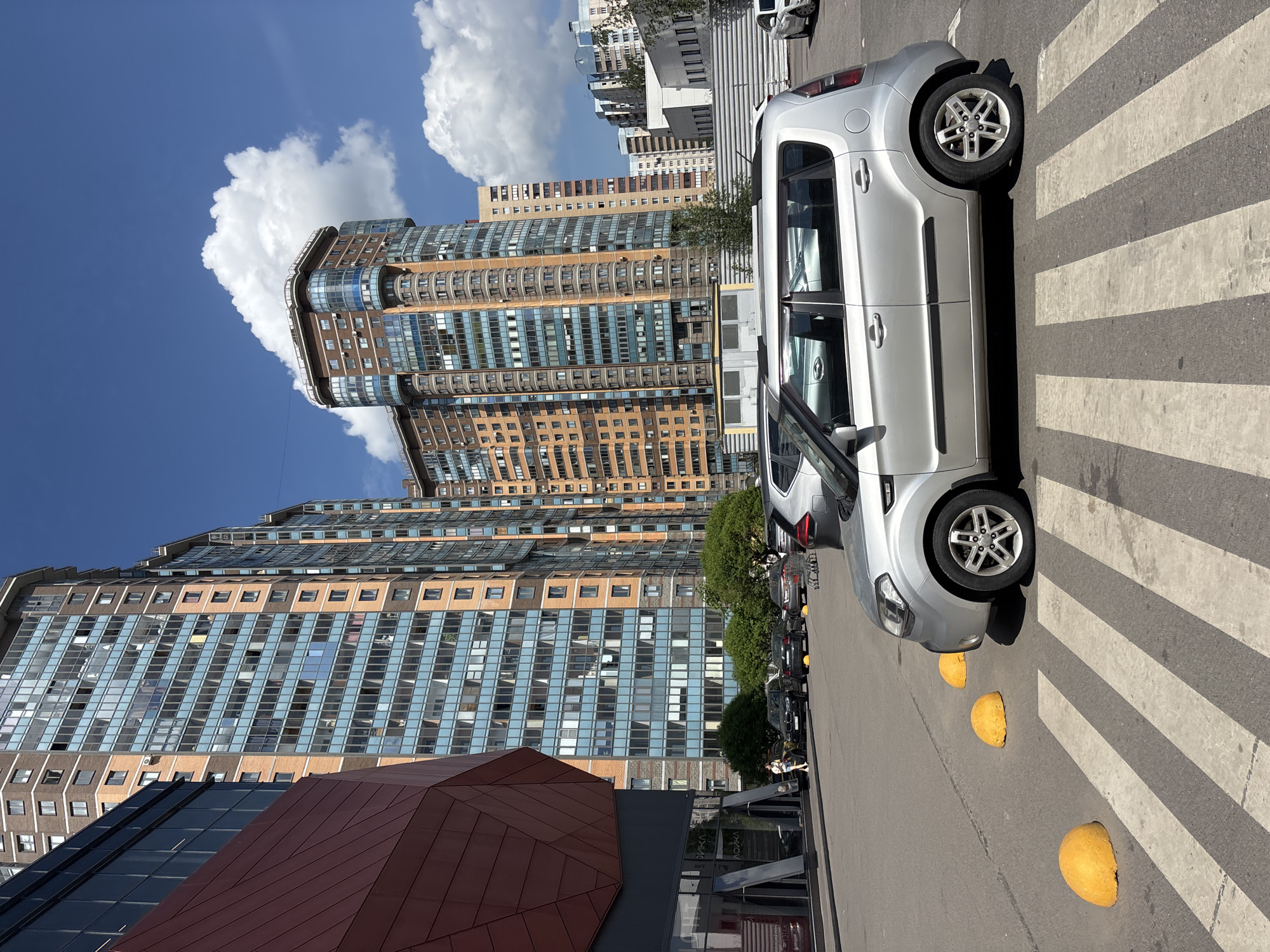 Shopping trip documented across Russian retail complex and parking areas