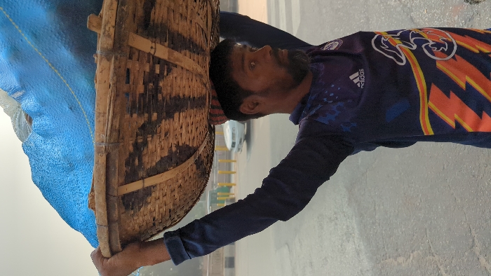 Early morning street life documented in Dhaka, Bangladesh