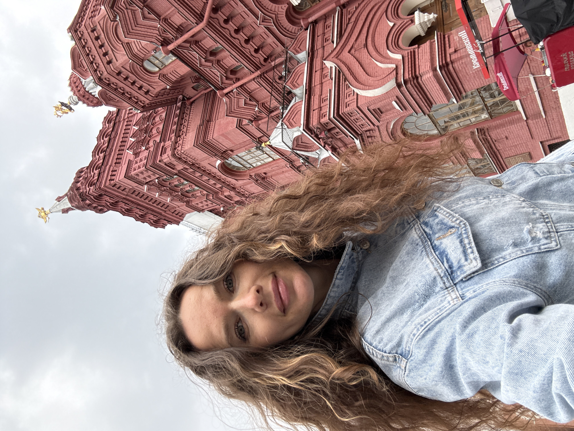 Rainy day tourism at Moscow's Red Square landmarks