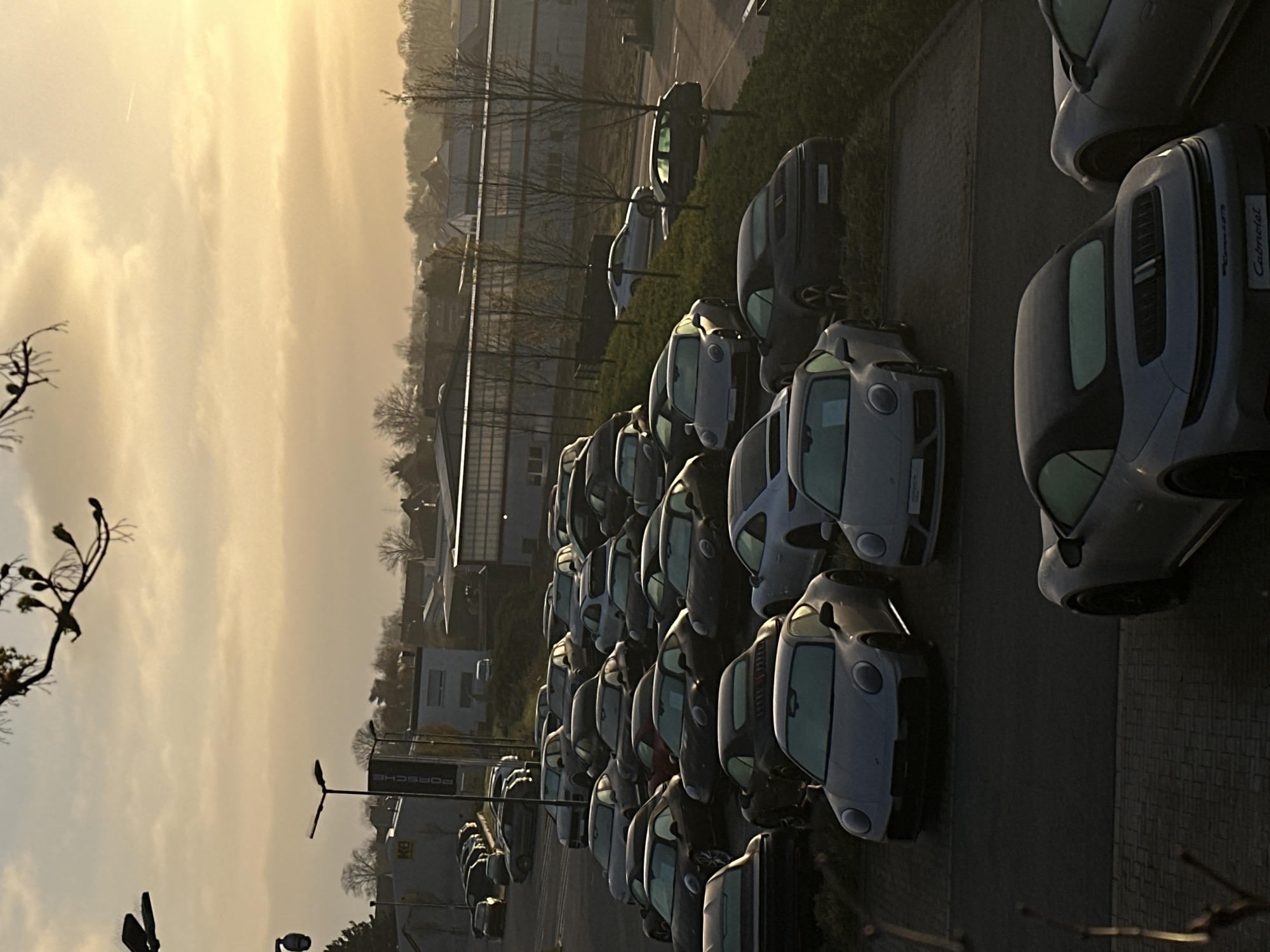 Morning air travel and Porsche dealership activity in Dortmund area